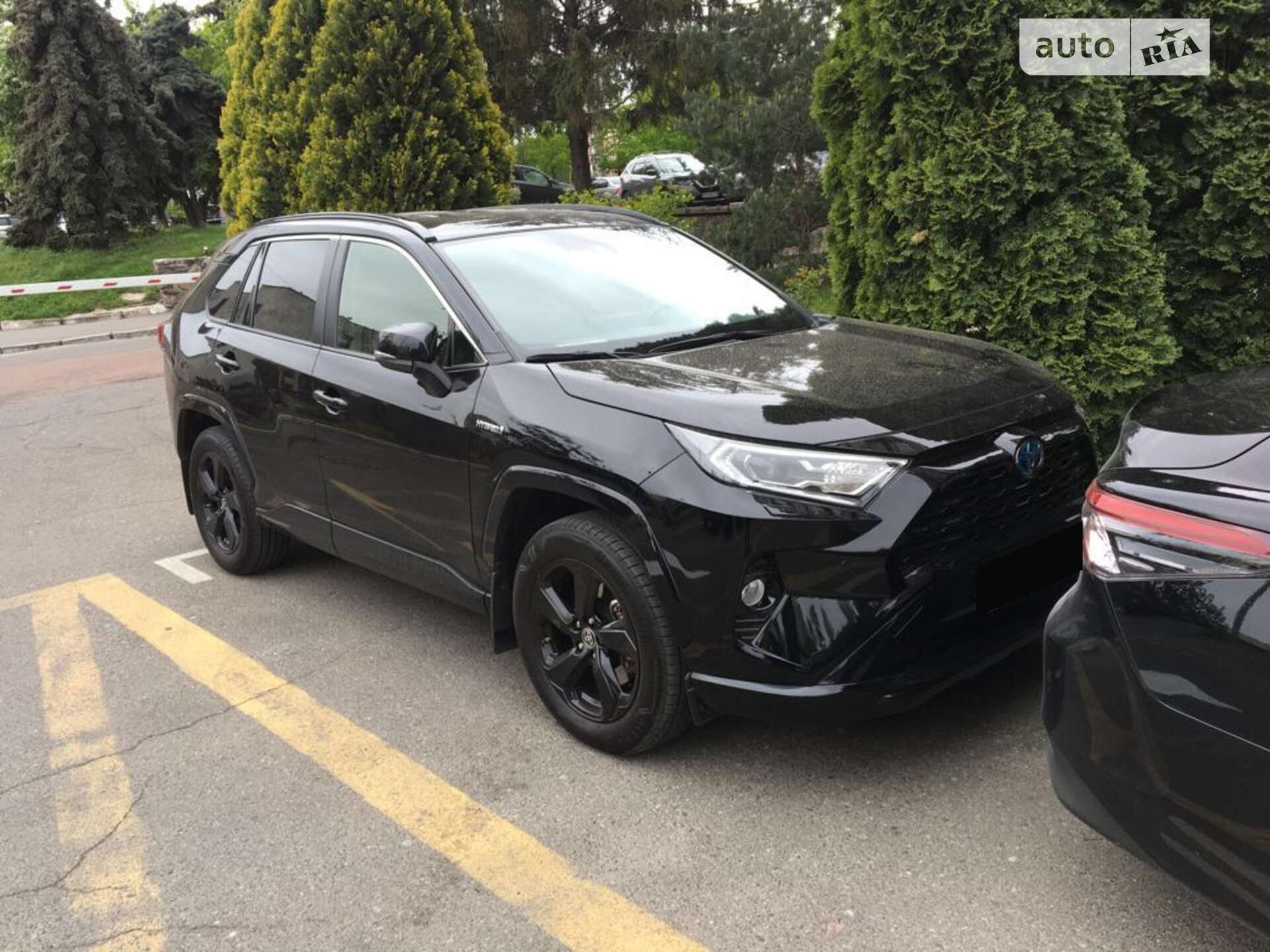 TOYOTA RAV-4 HYBRID
