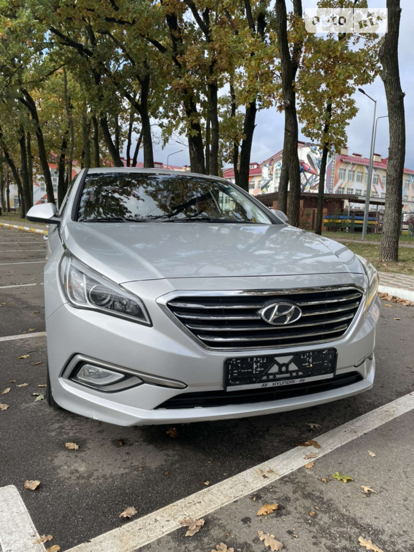 Головне фото звіту автомобіля HYUNDAI SONATA 2016