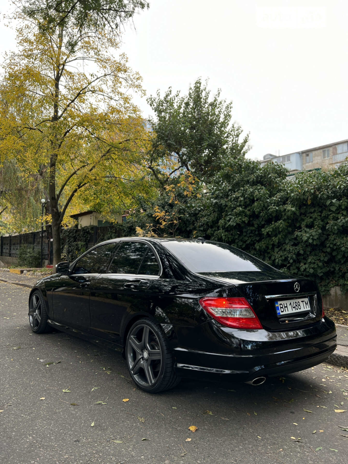 MERCEDES-BENZ C 300