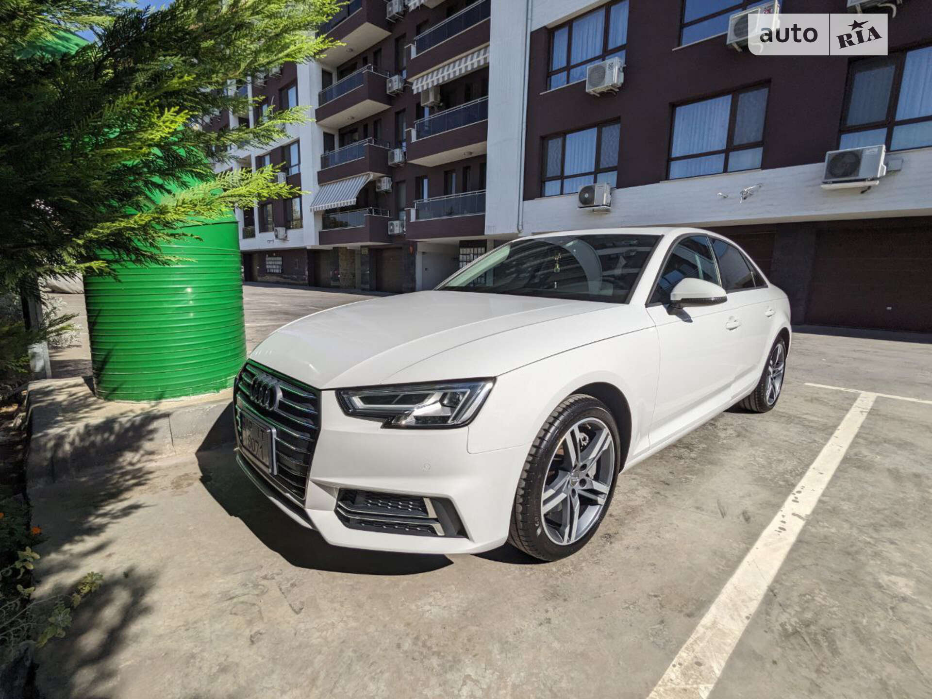 AUDI A4 2017