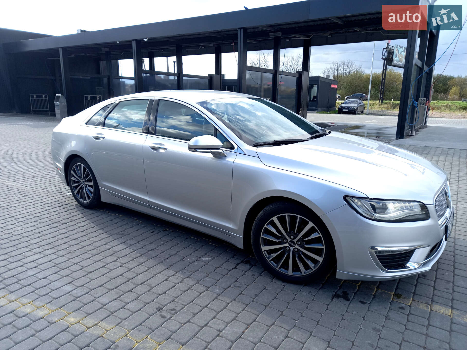 LINCOLN MKZ 2017