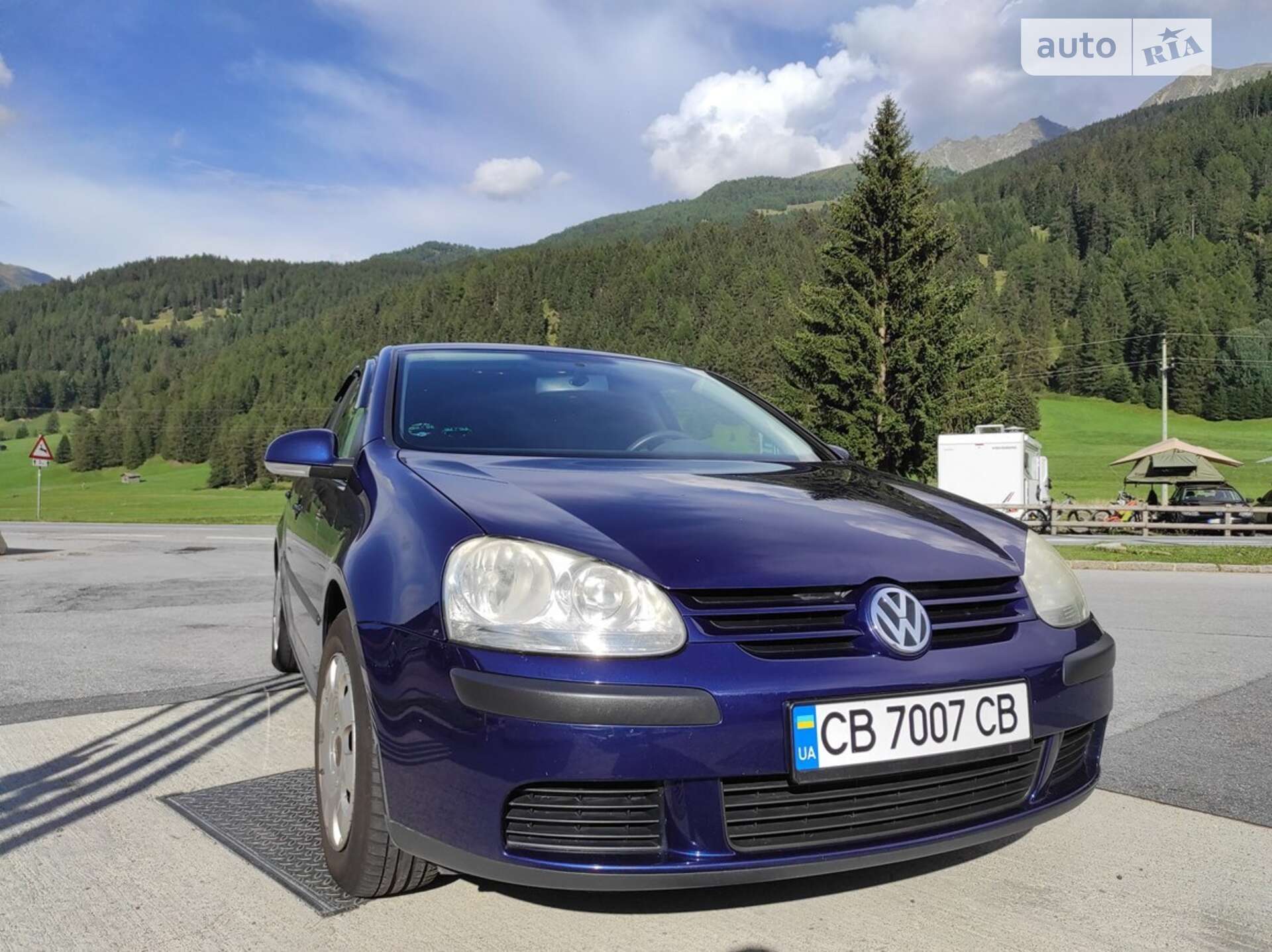 VOLKSWAGEN GOLF 2004