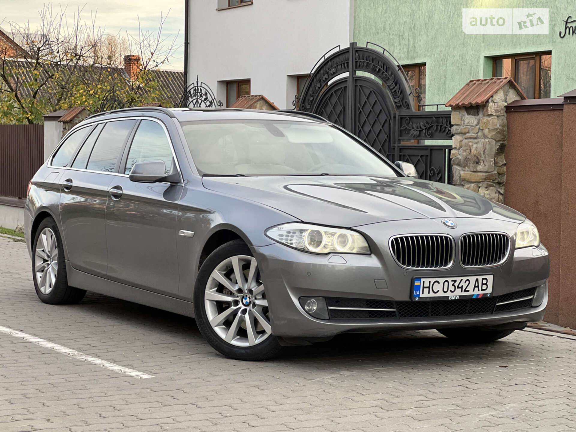 BMW 530D XDRIVE 2011