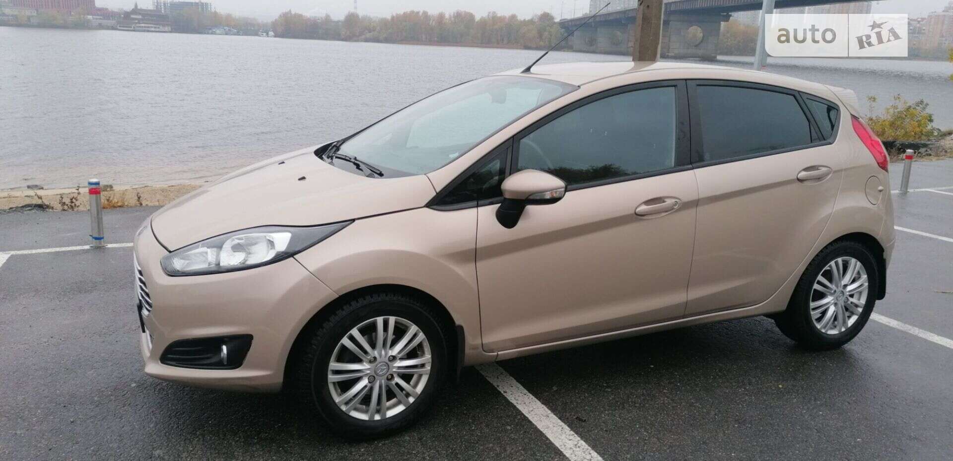 FORD FIESTA 2016