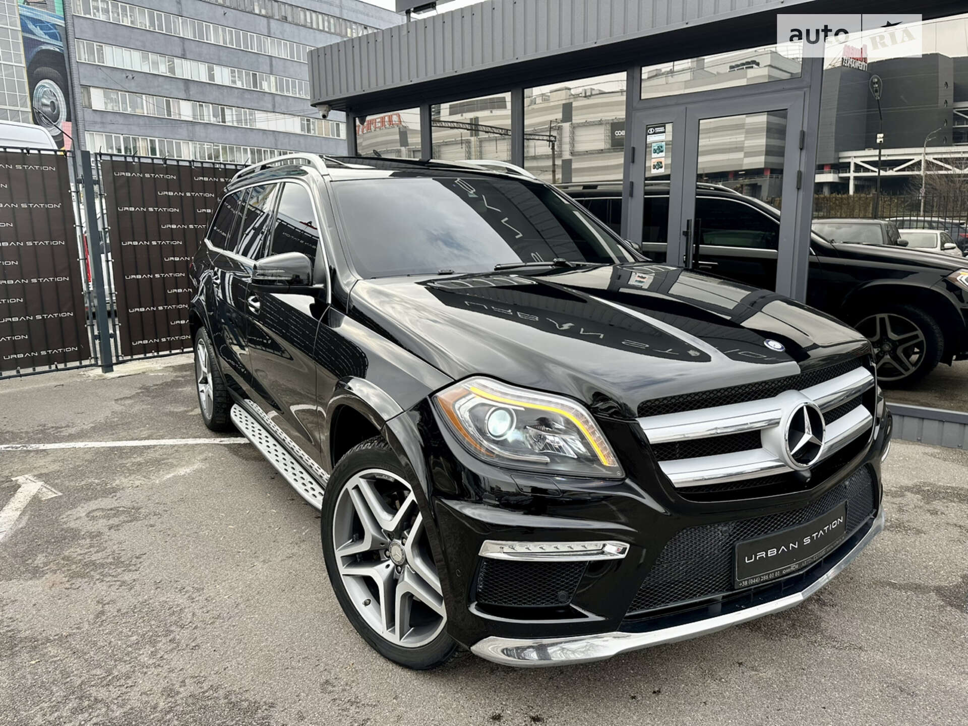 Головне фото звіту автомобіля MERCEDES-BENZ GL 550 2013