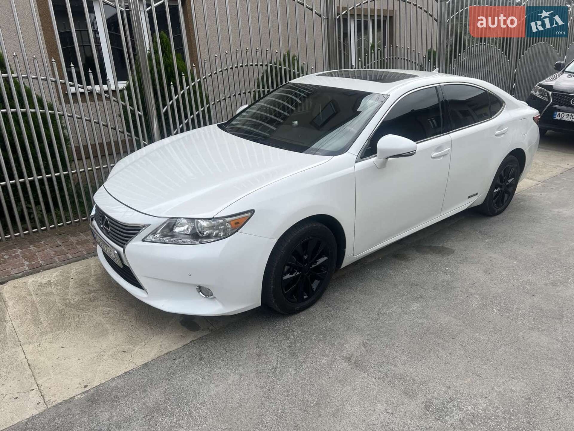 LEXUS ES 300H 2012