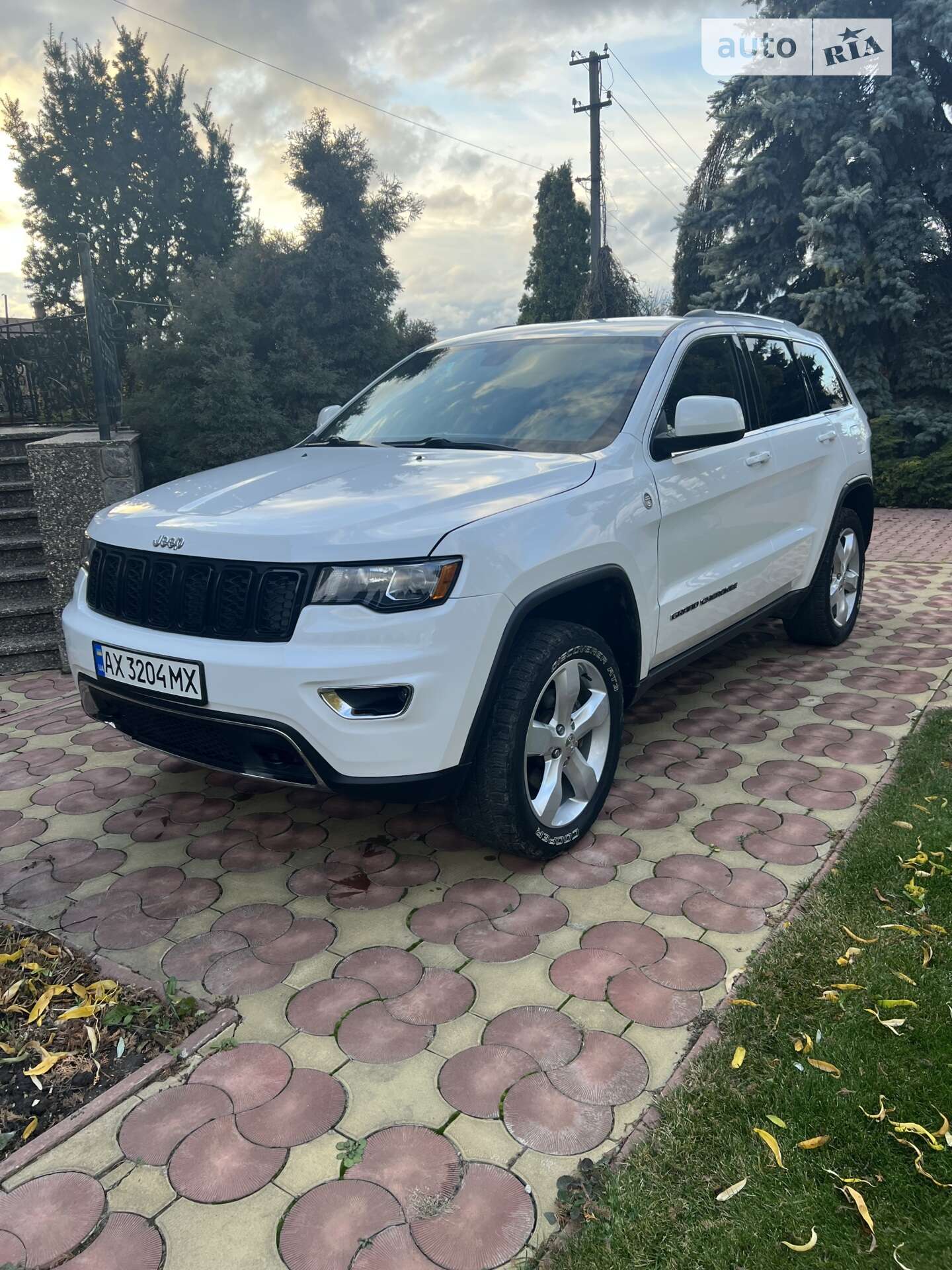 JEEP GRAND CHEROKEE 2018