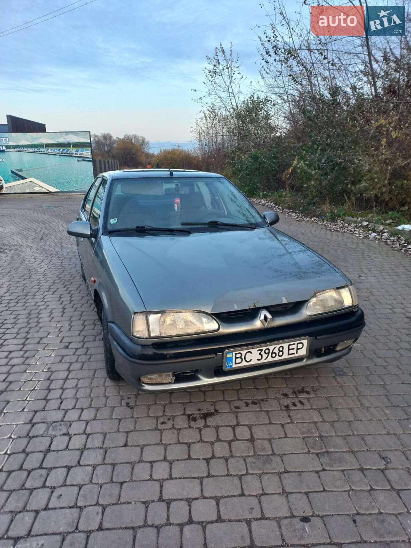 RENAULT 19 1992