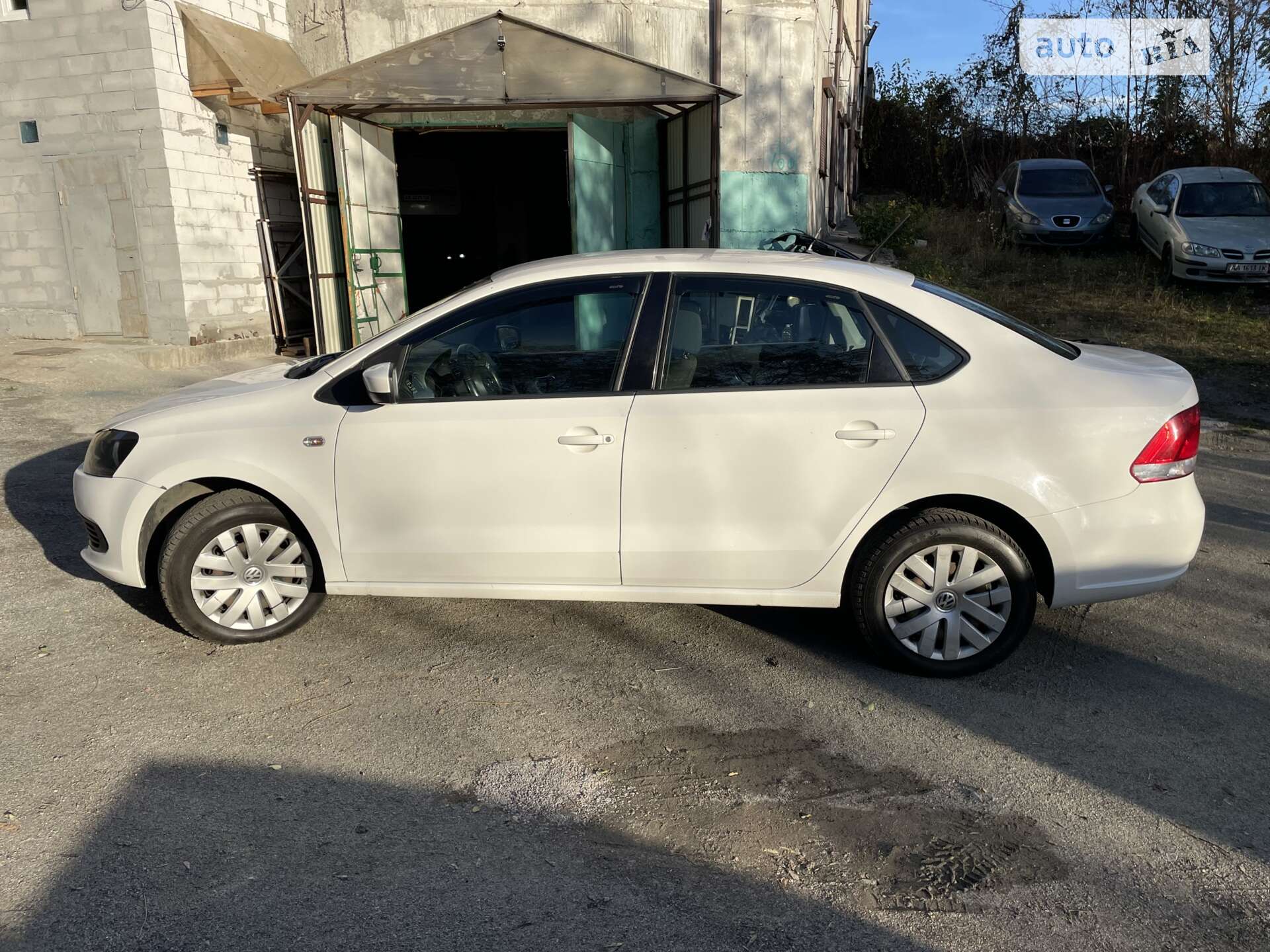 VOLKSWAGEN POLO 2013