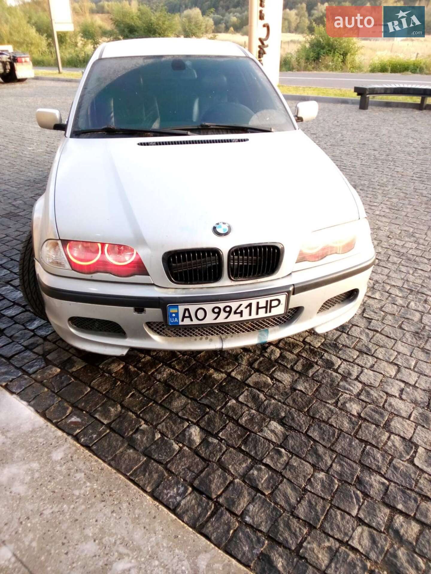 BMW 320 1998