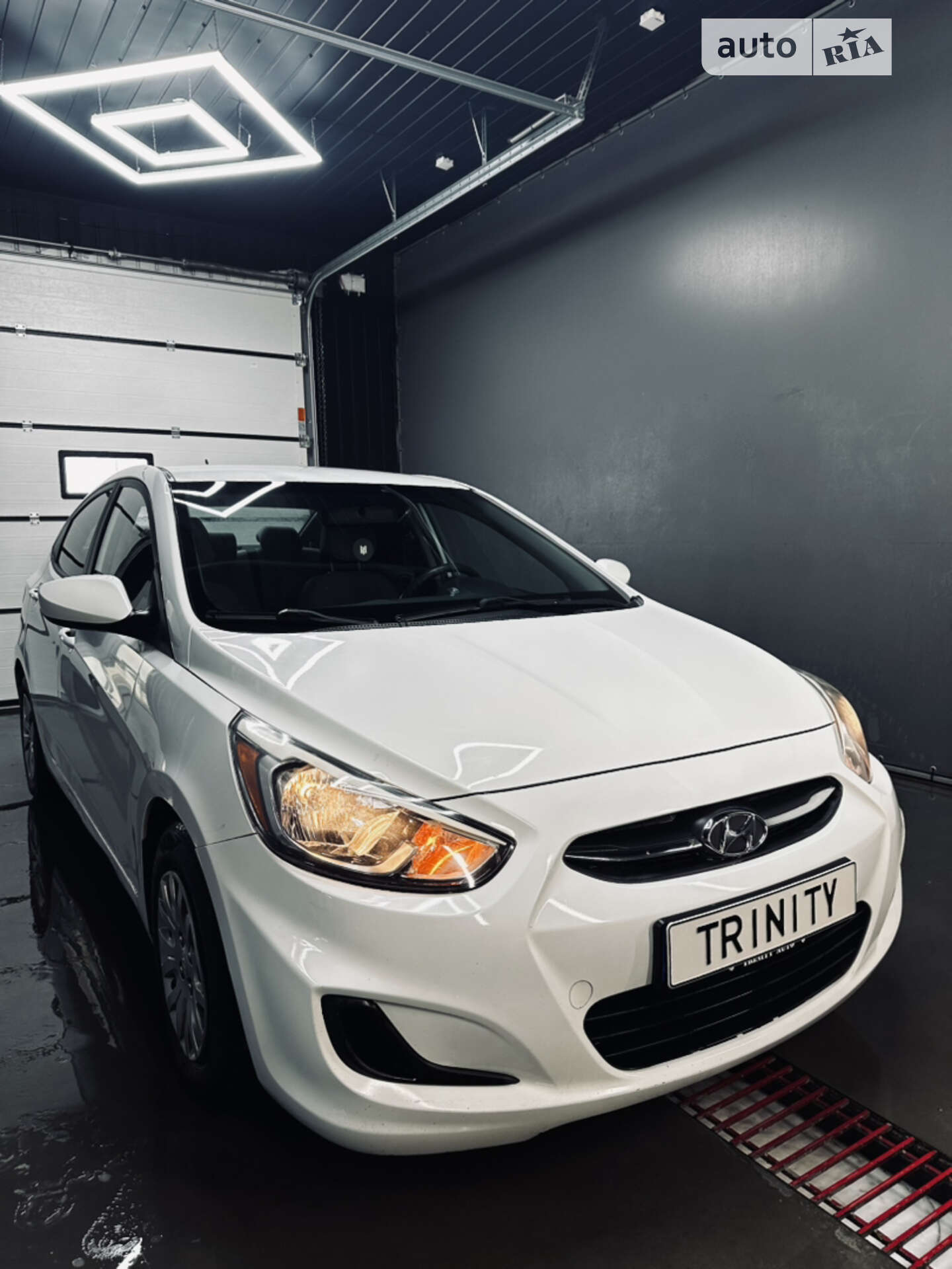 Hyundai Accent 2015