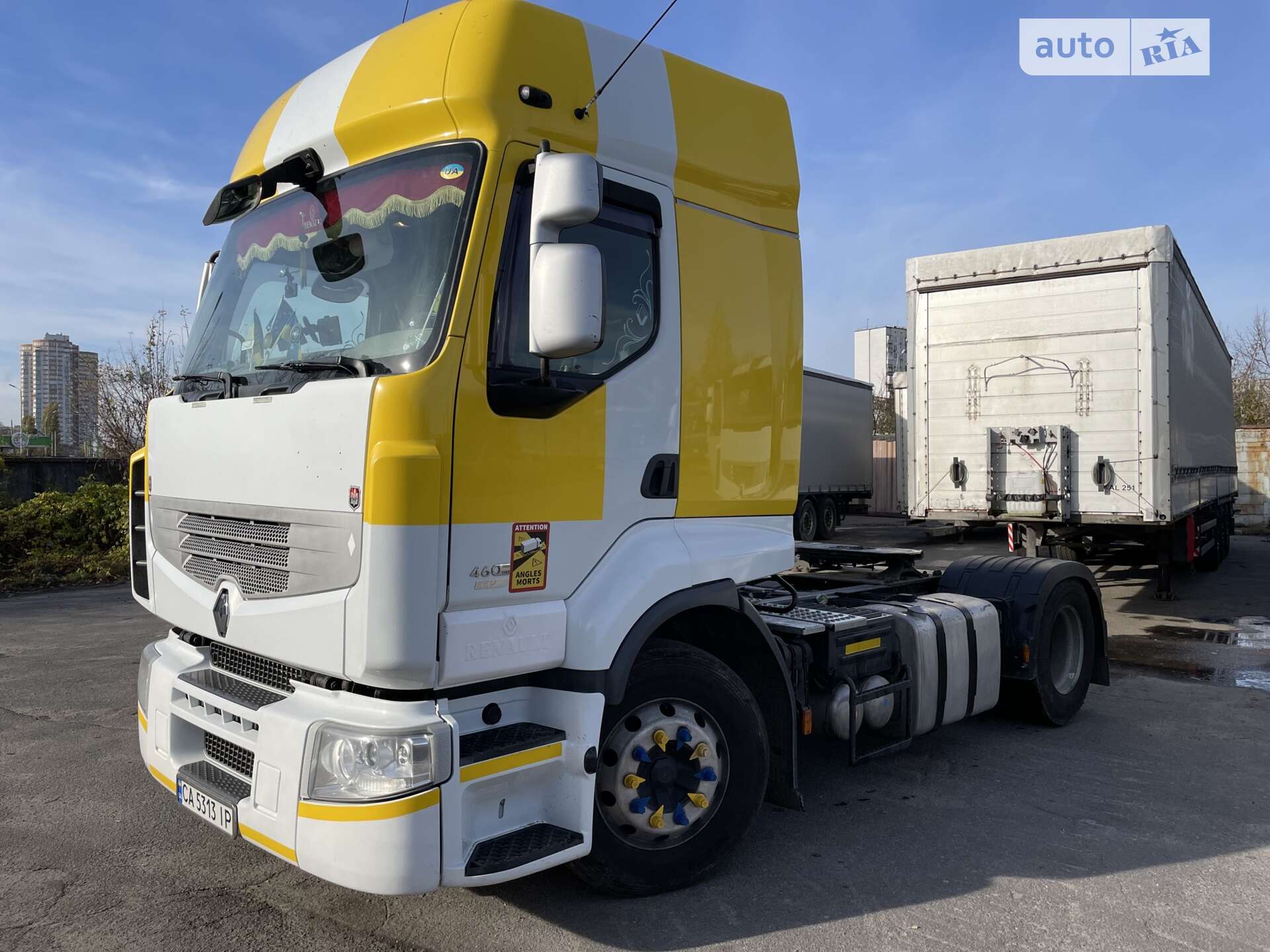 RENAULT PREMIUM 2012