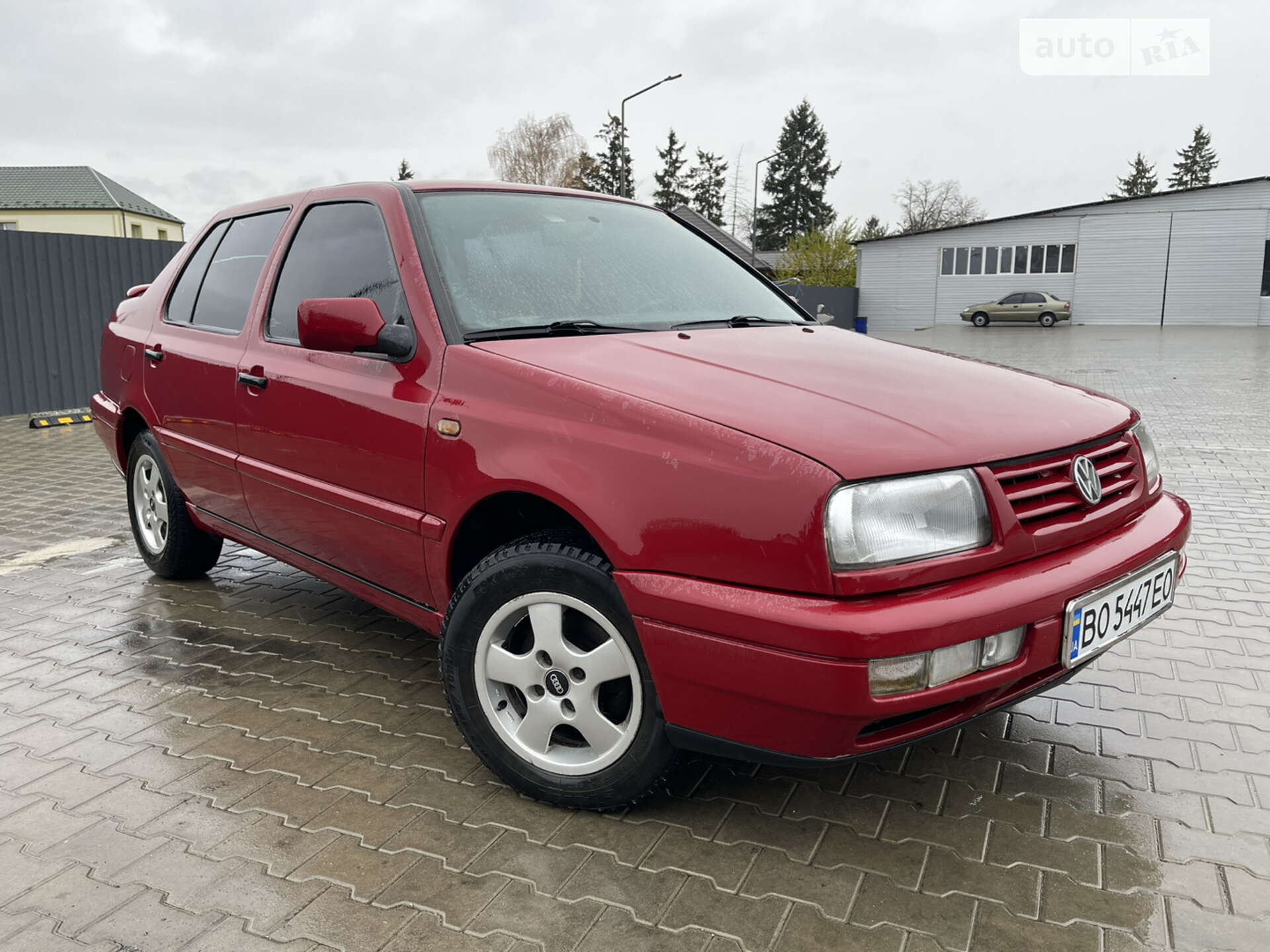 VOLKSWAGEN VENTO 1996