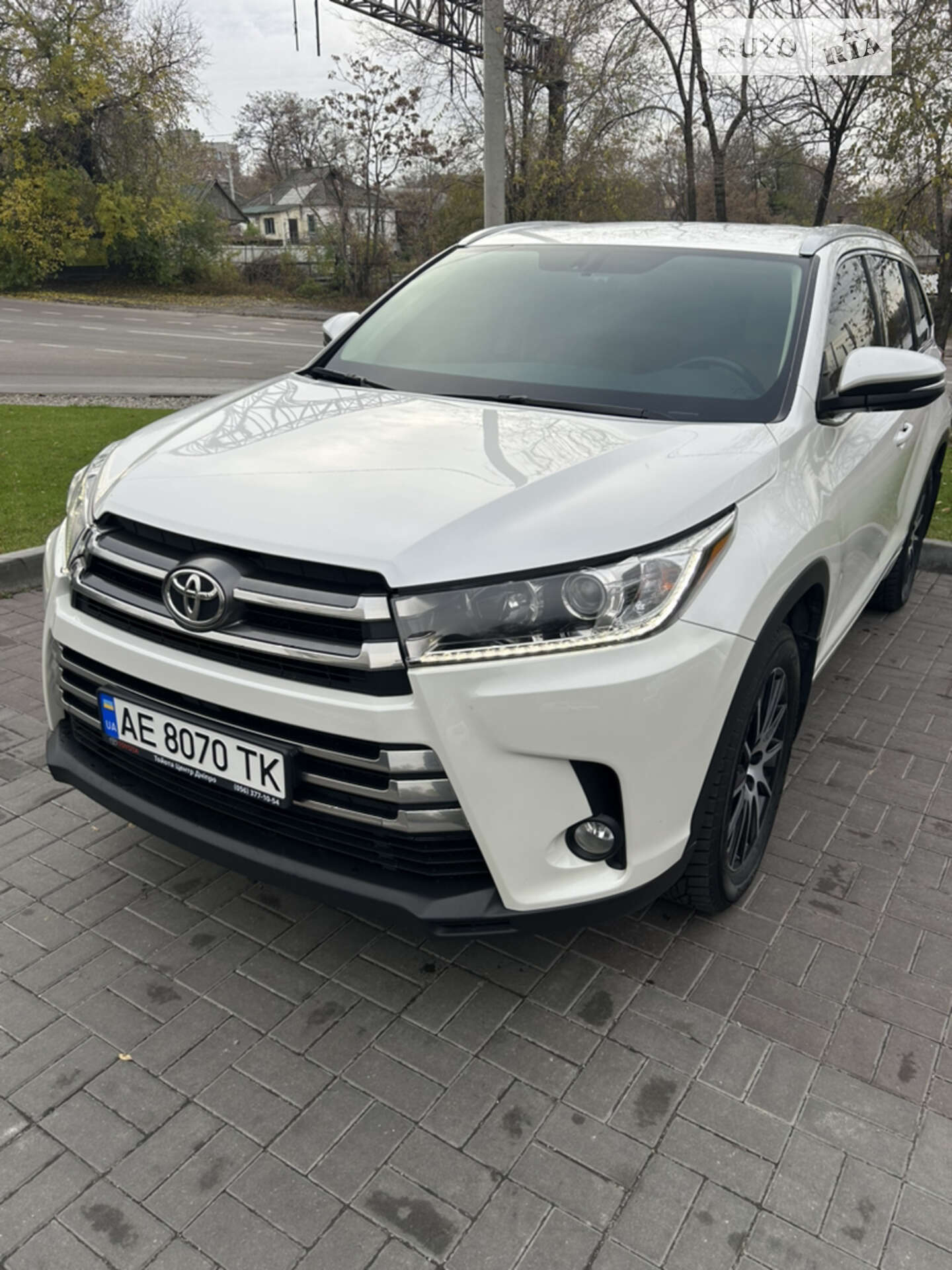 TOYOTA HIGHLANDER 2019