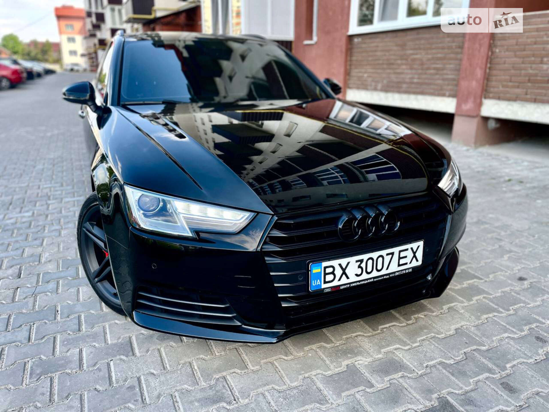 AUDI A4 AVANT 2016