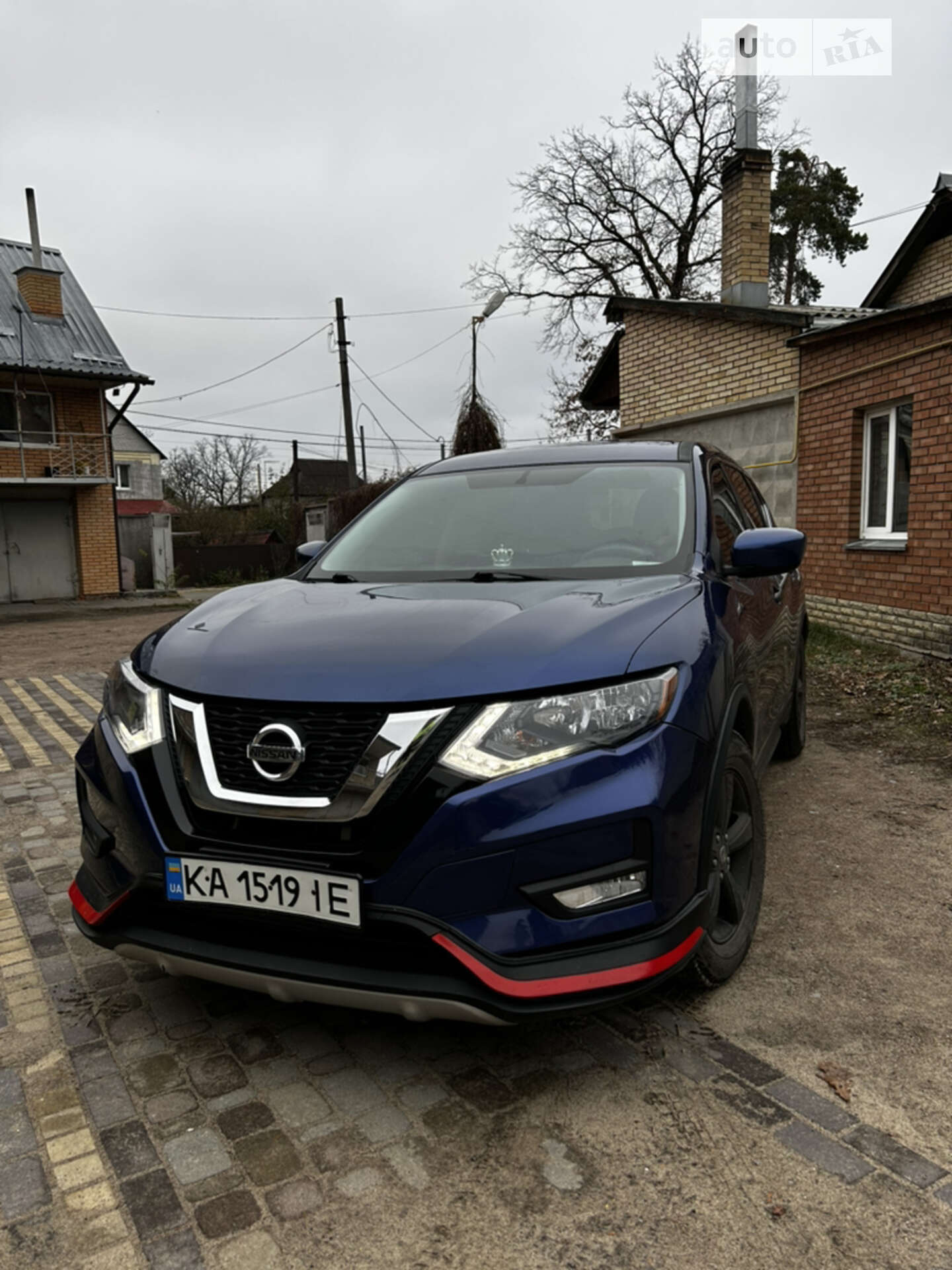NISSAN ROGUE 2017