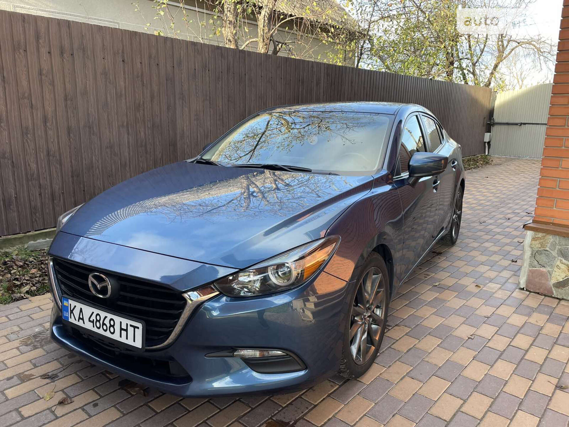 Головне фото звіту автомобіля MAZDA 3 2018