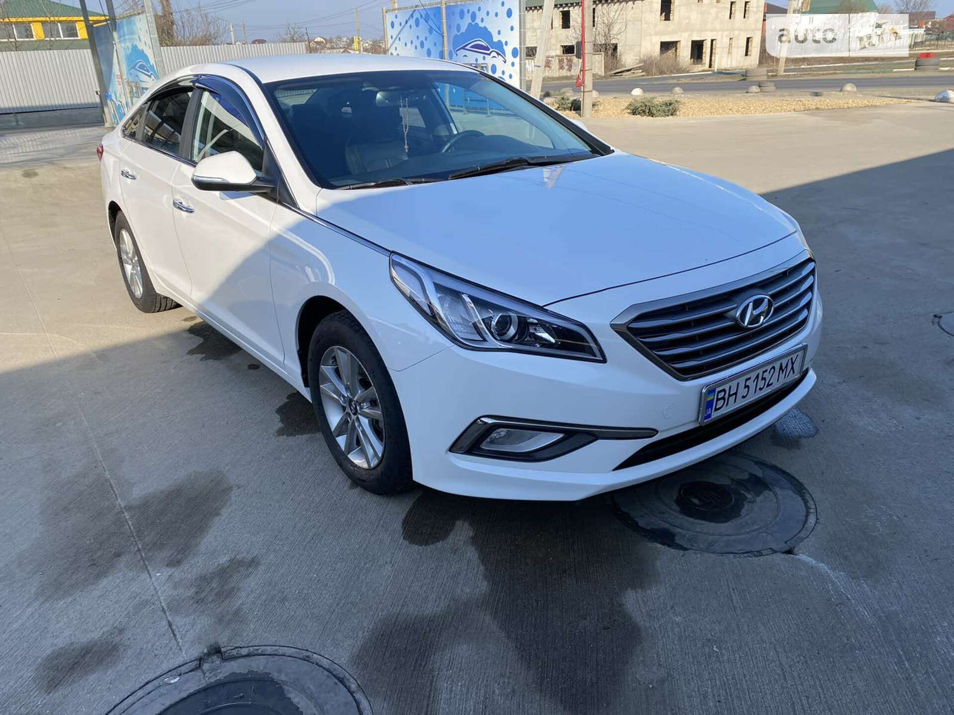Головне фото звіту автомобіля HYUNDAI SONATA 2015