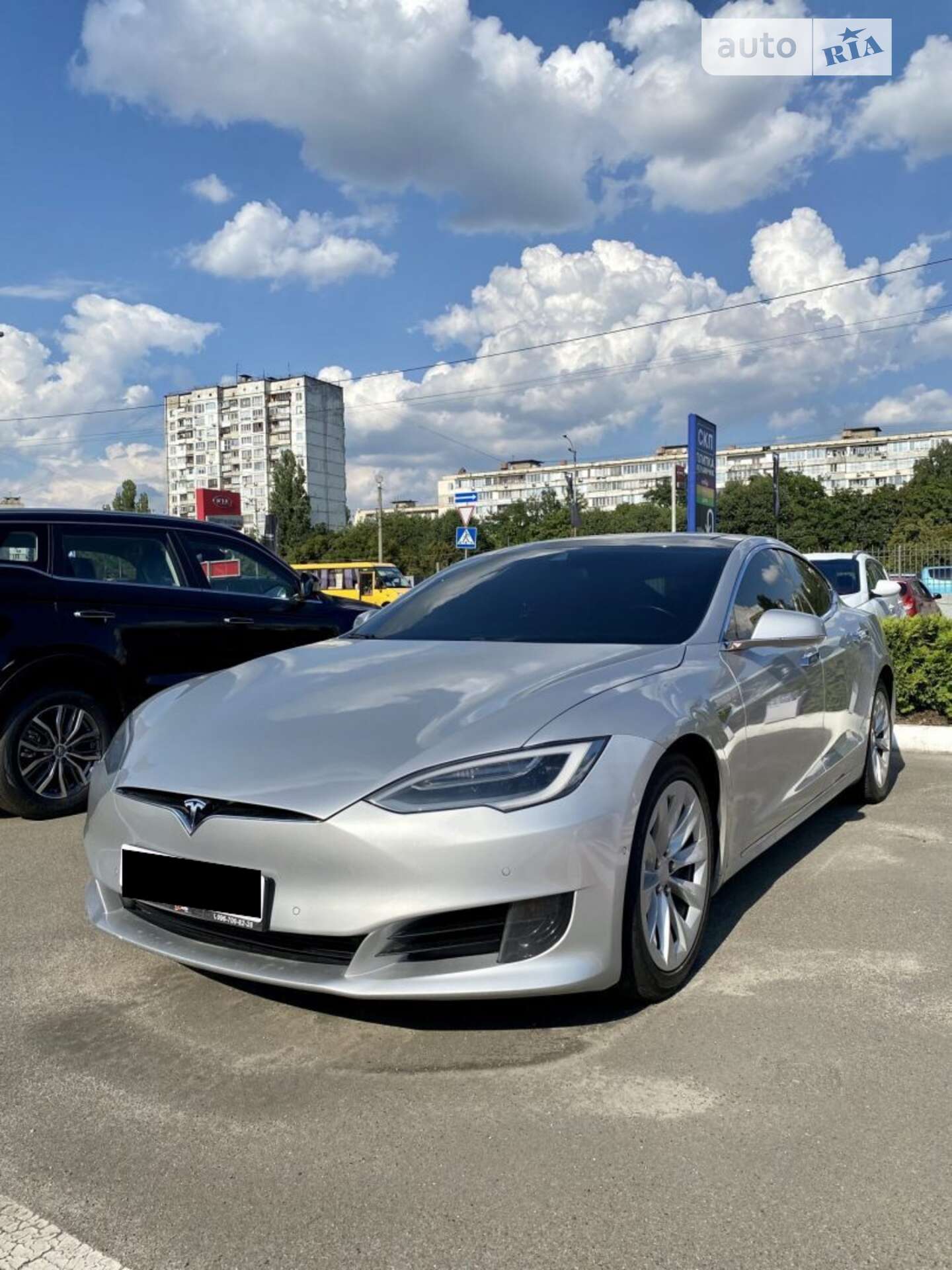 TESLA MODEL S 2016