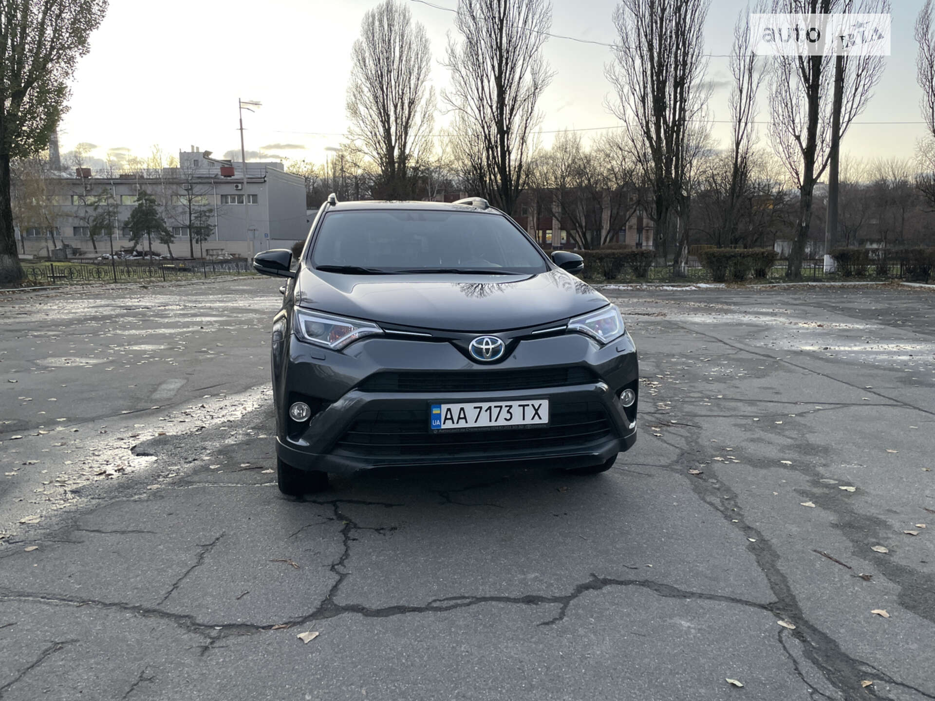 TOYOTA RAV-4 HYBRID 2018