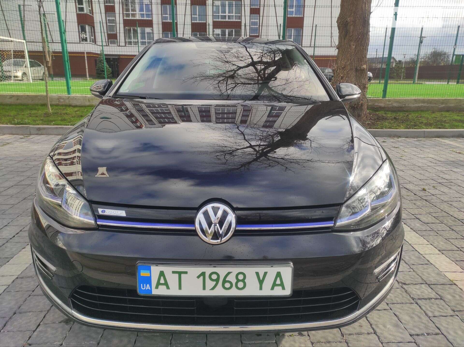 VOLKSWAGEN E-GOLF 2019