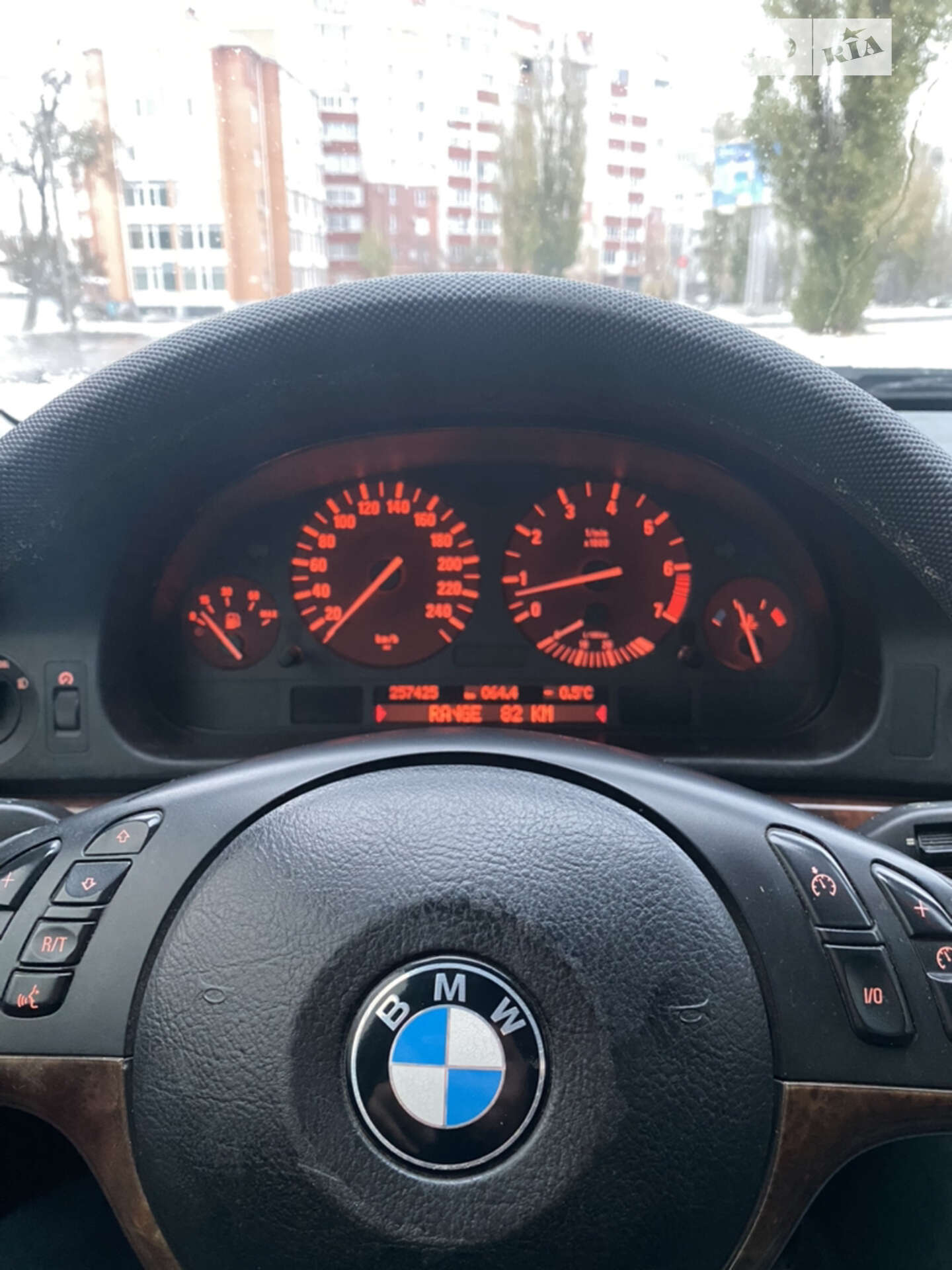 BMW 525I 2000