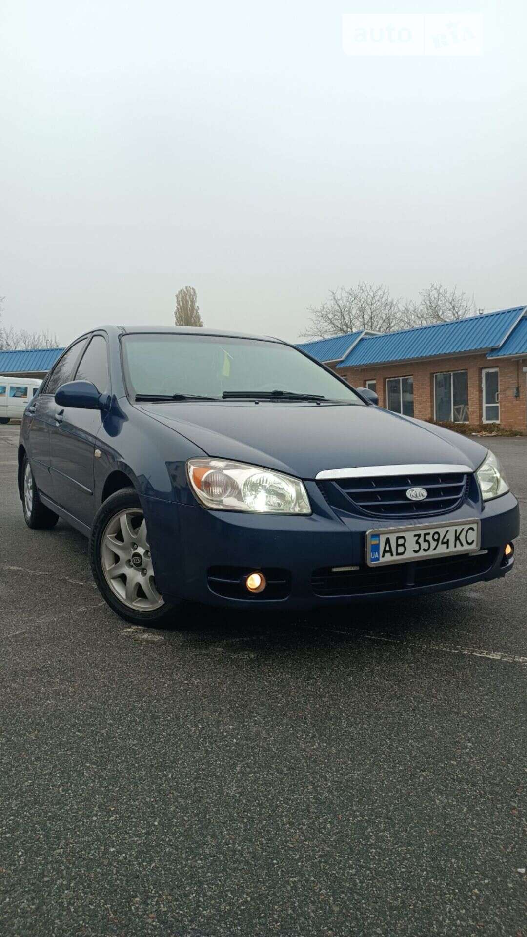 KIA CERATO 2004