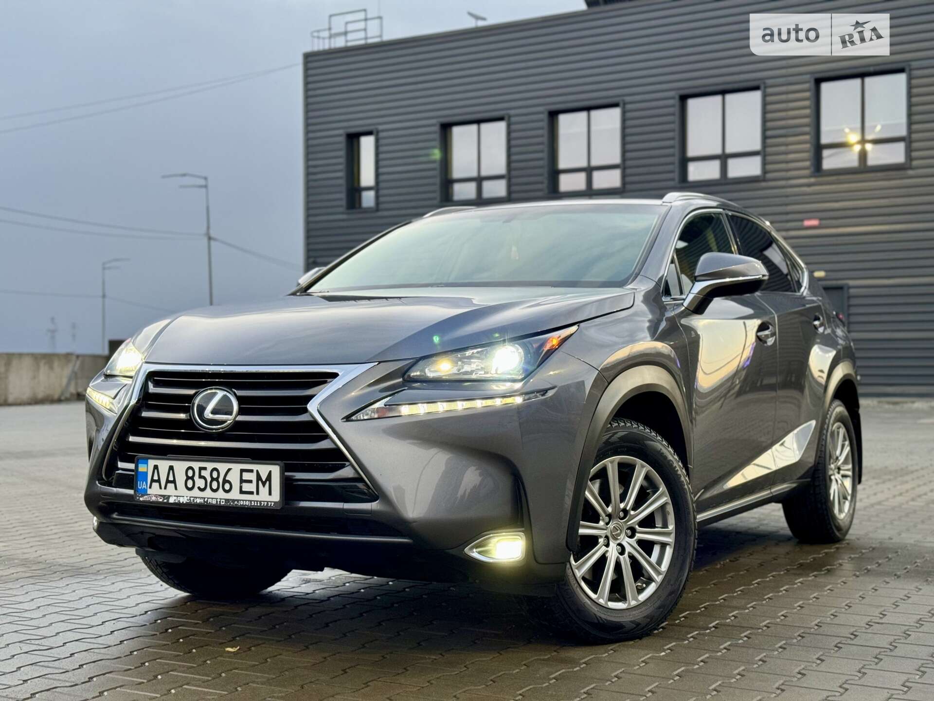 LEXUS NX 200T 2015