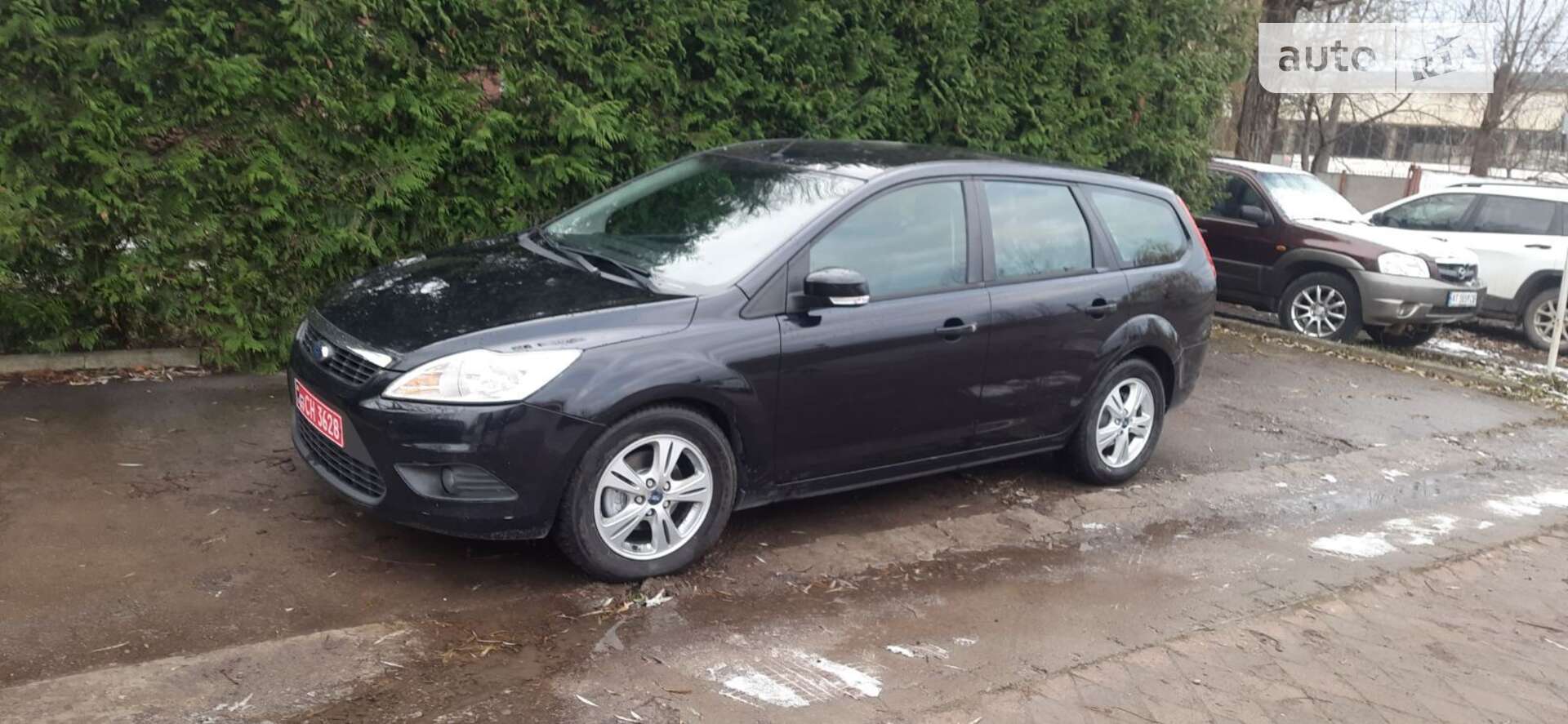 Головне фото звіту автомобіля FORD FOCUS 2010