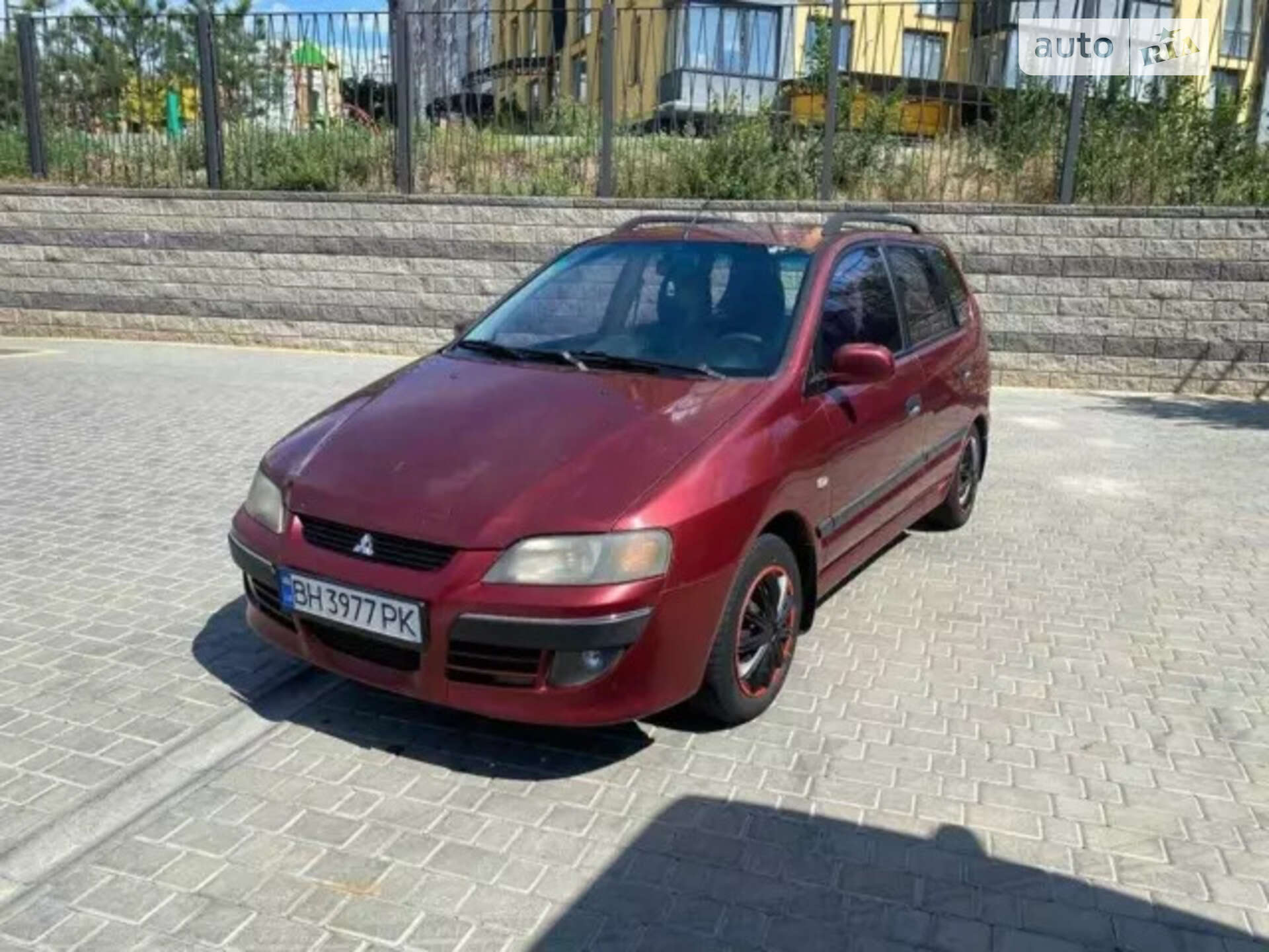 MITSUBISHI SPACE STAR 2003