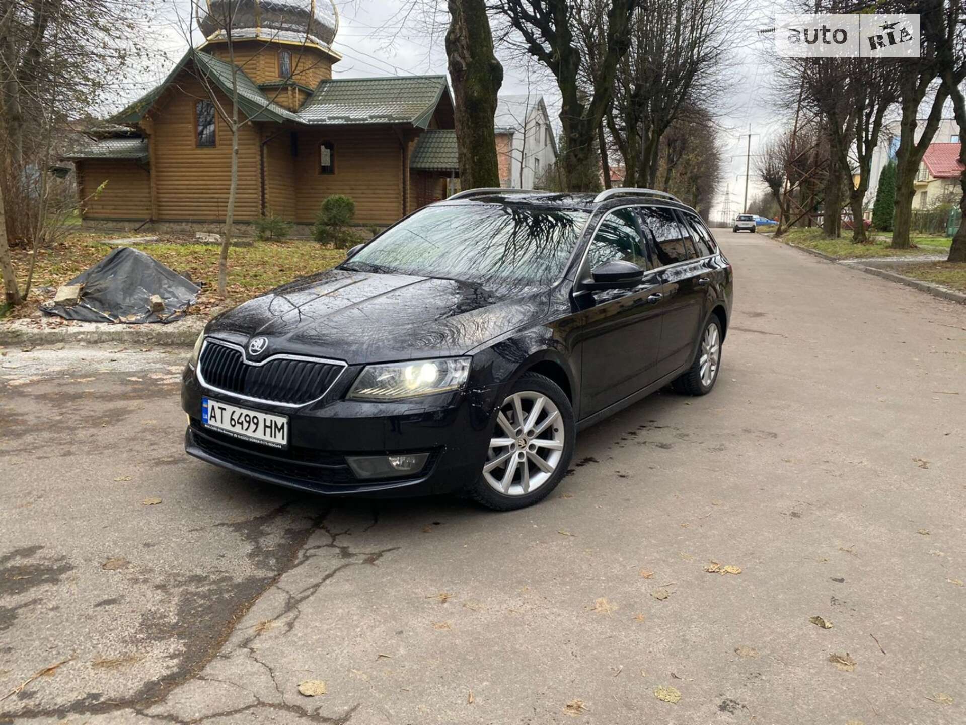Головне фото звіту автомобіля SKODA OCTAVIA 2014