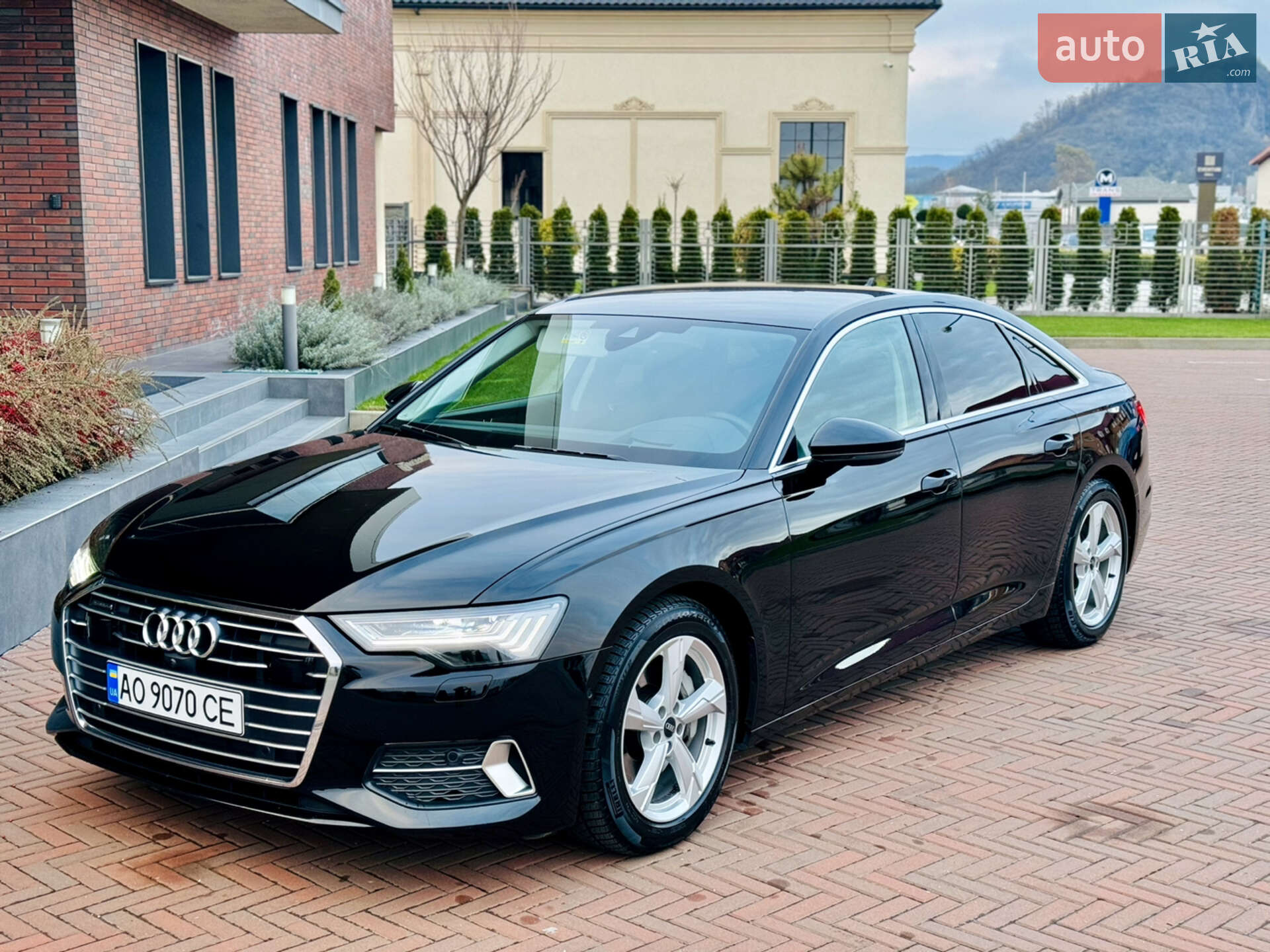 AUDI A6 2021