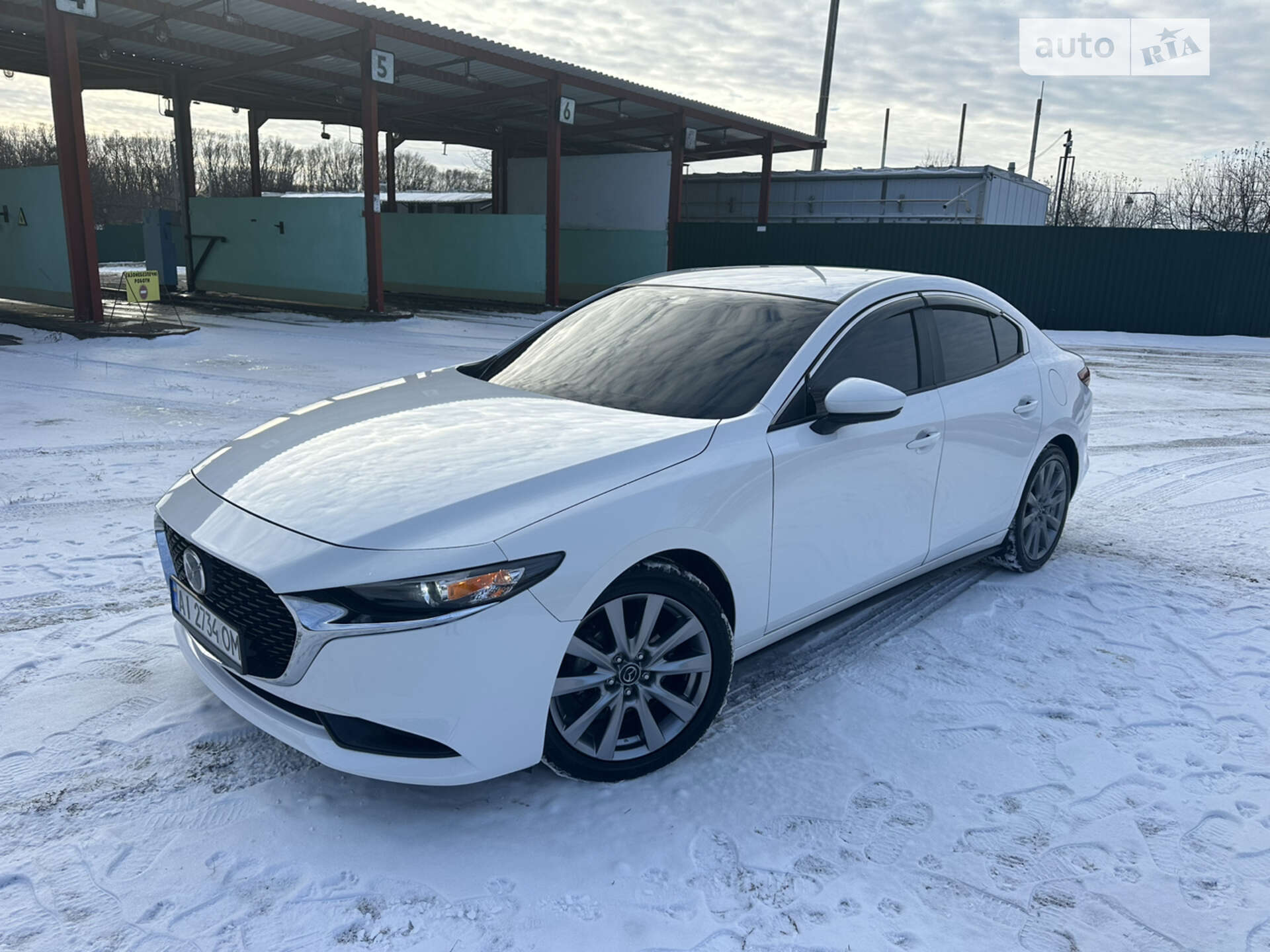 Головне фото звіту автомобіля MAZDA 3 2020