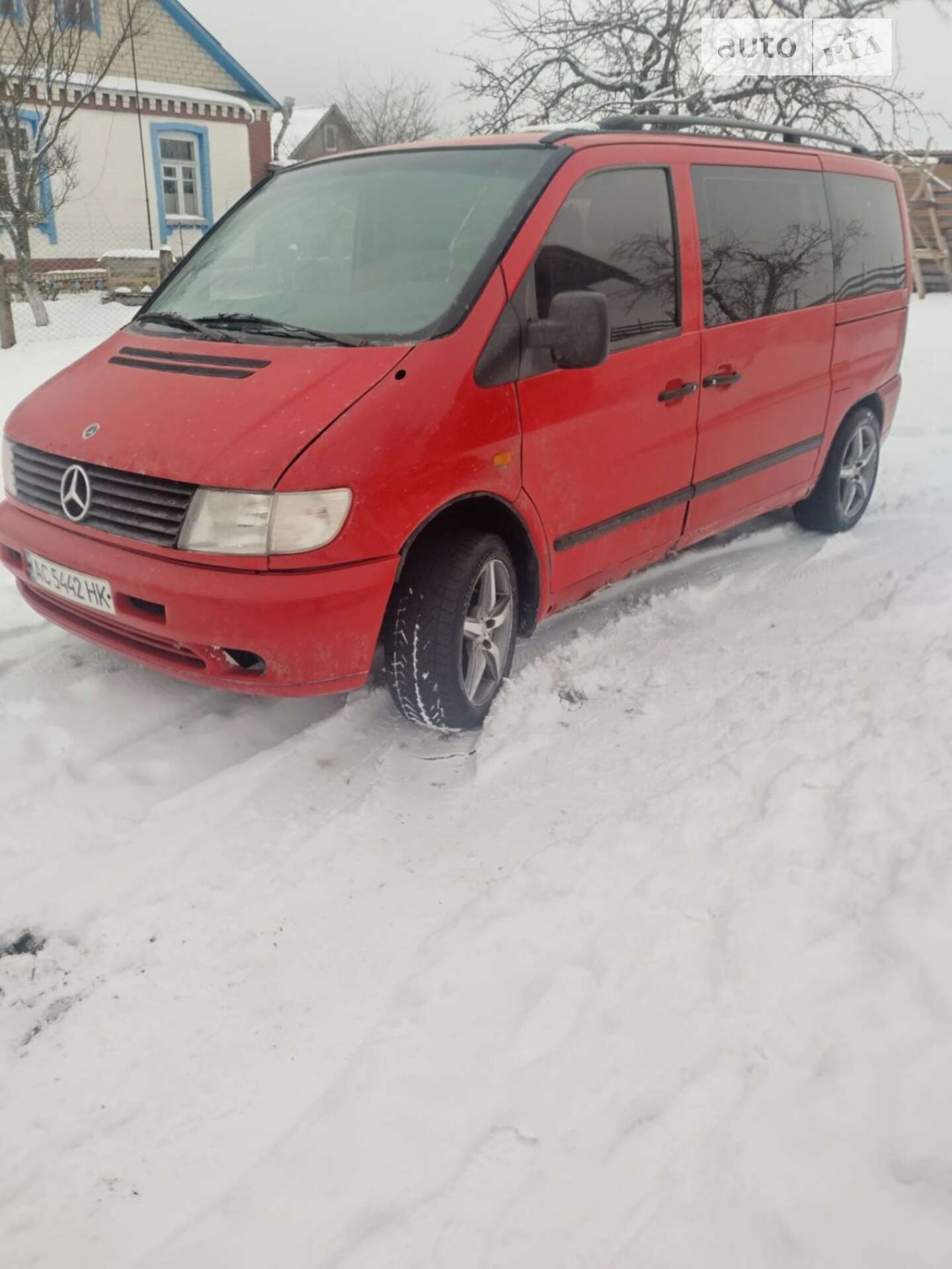 MERCEDES-BENZ 108 D 1998