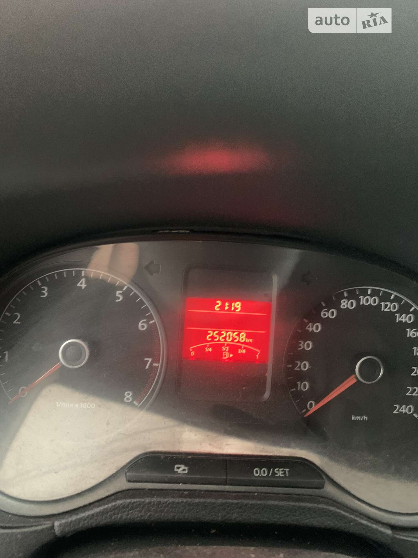 VOLKSWAGEN POLO 2011
