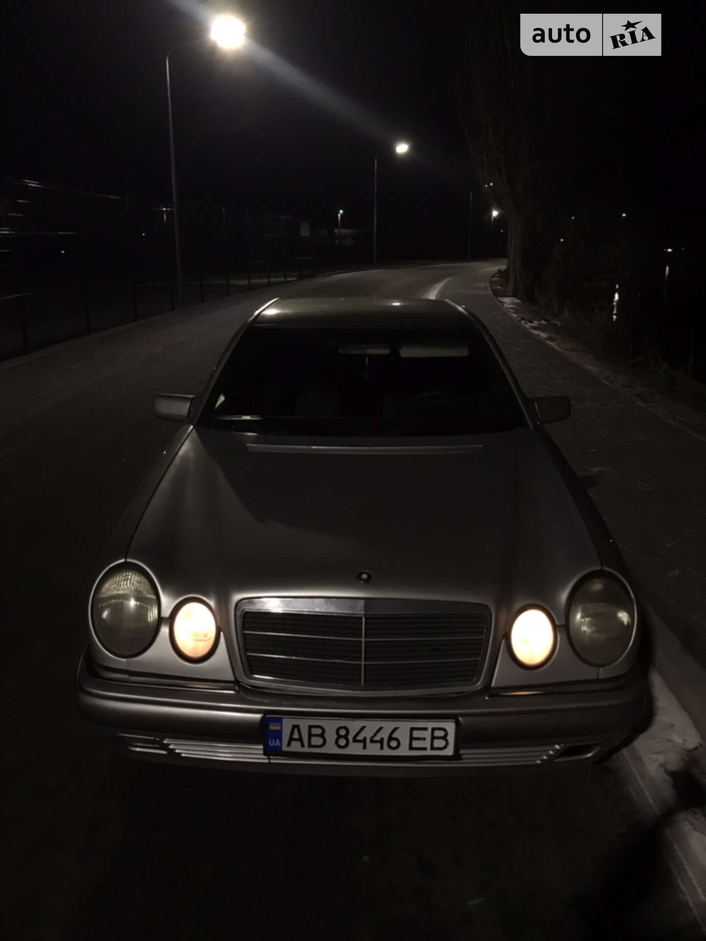 MERCEDES-BENZ E 200 CDI 1999