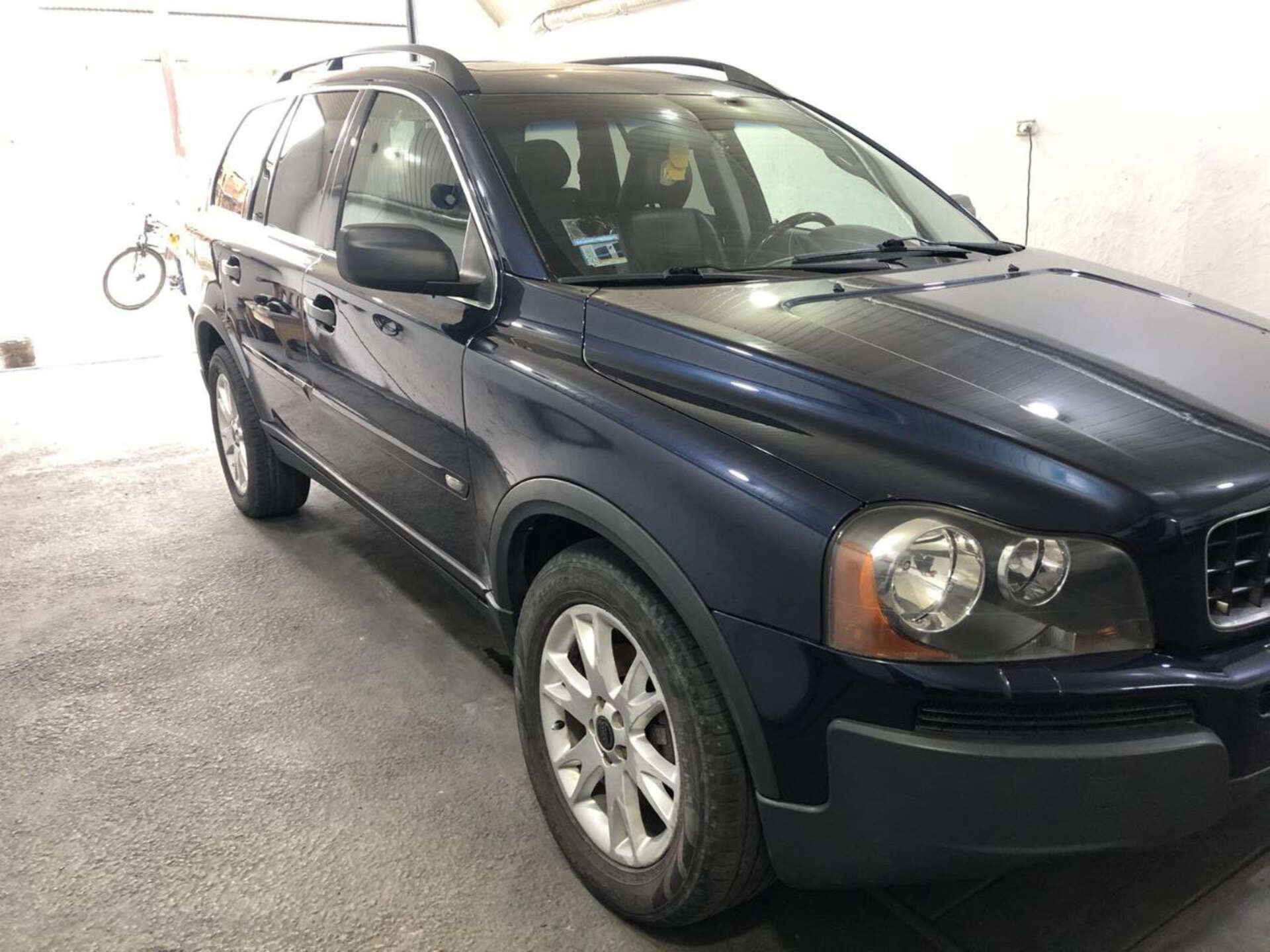 Volvo XC90 2004