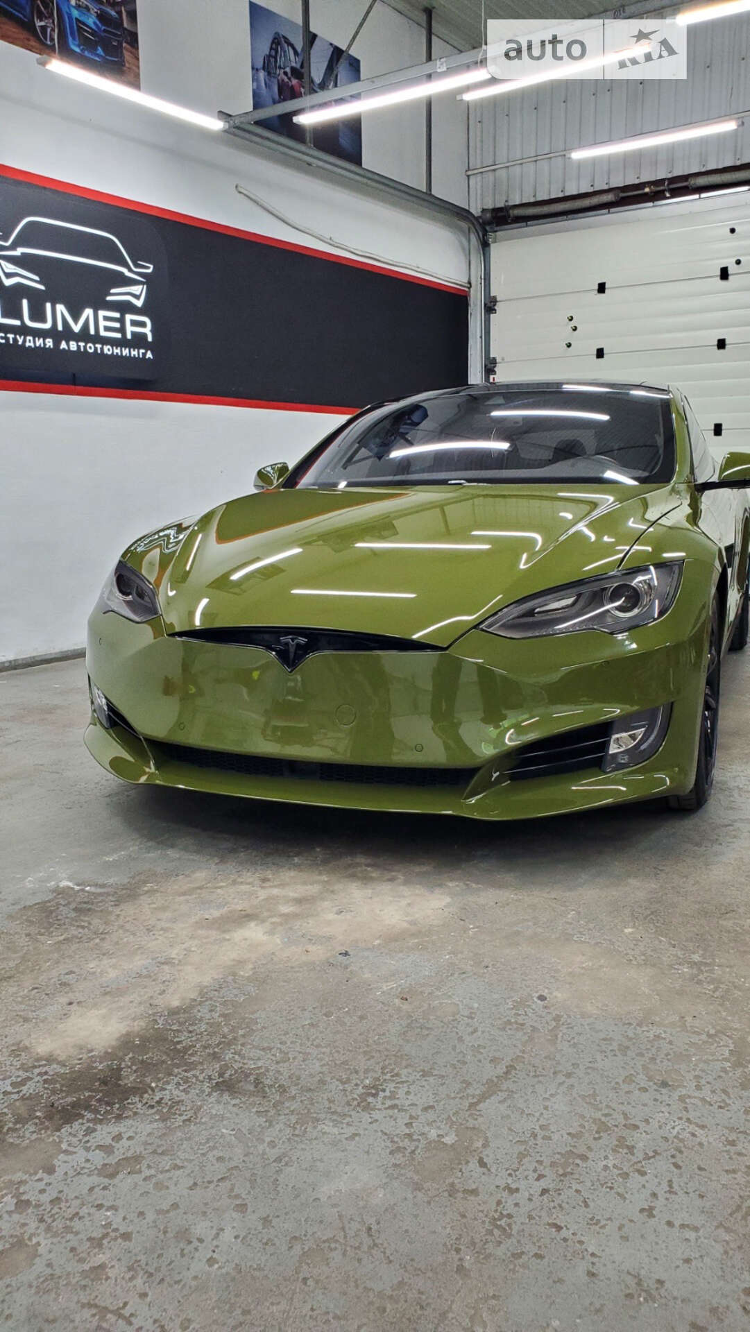 TESLA MODEL S