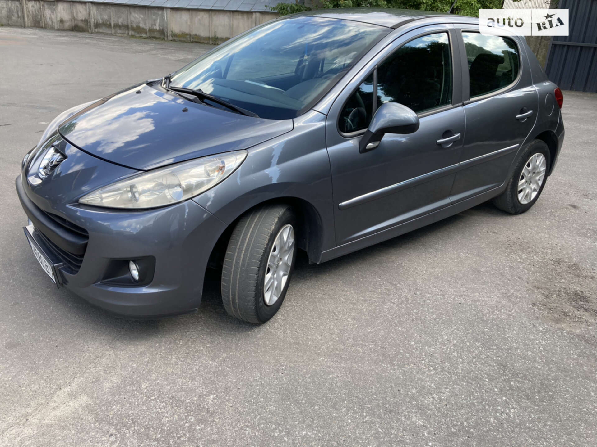 Peugeot 207 2011