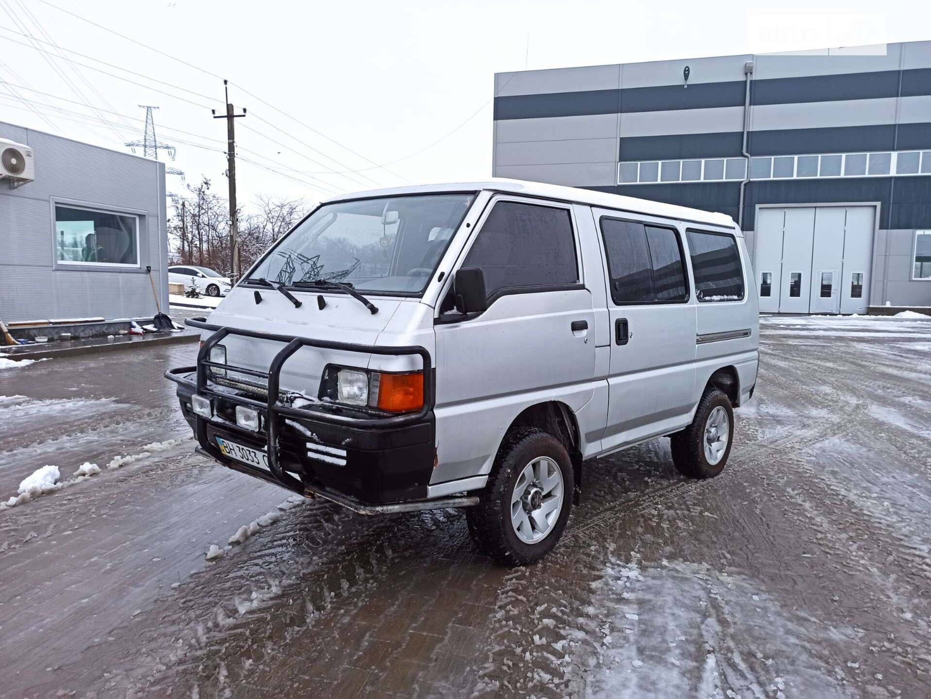 Mitsubishi L 300 1989