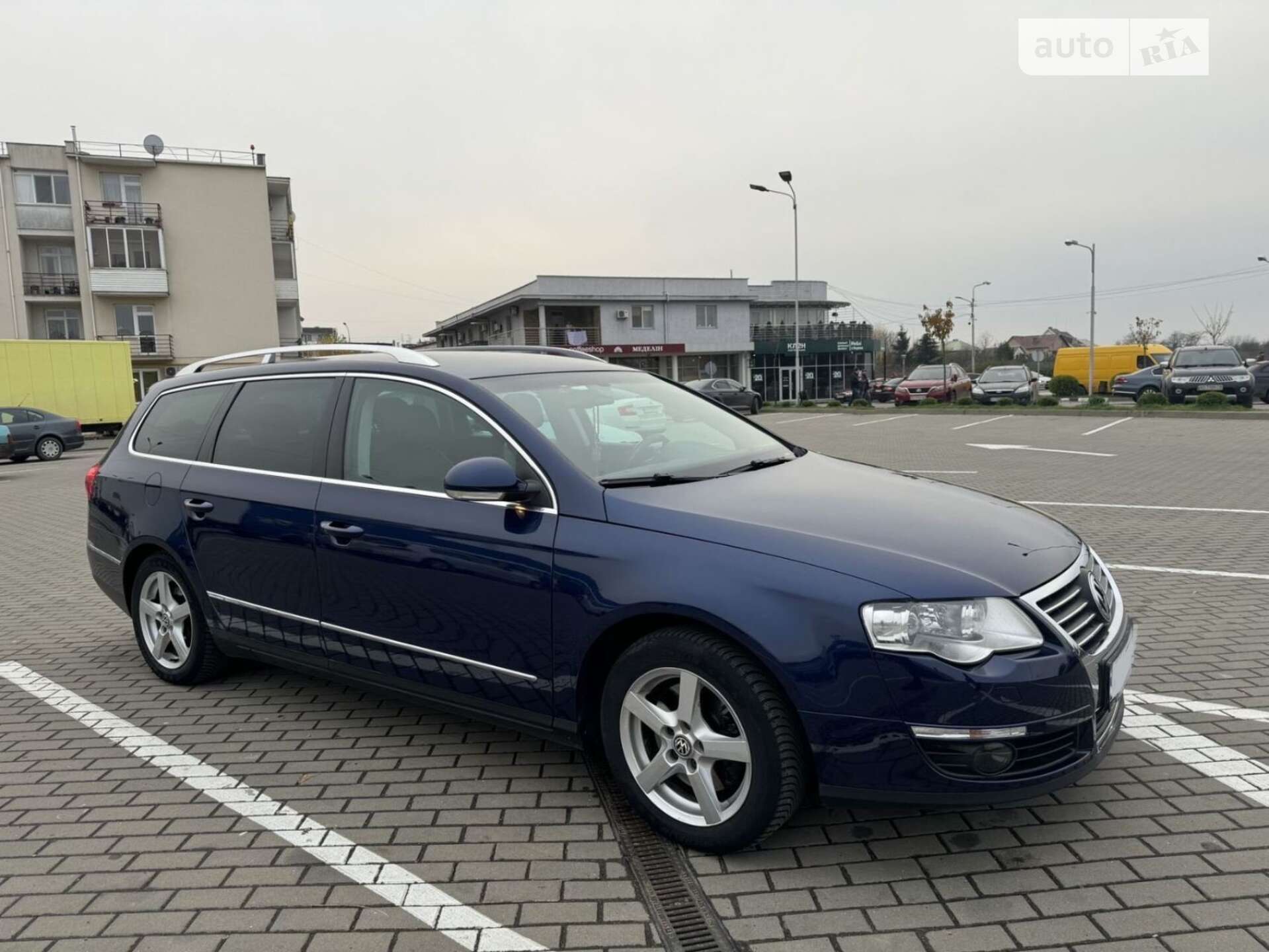 VOLKSWAGEN PASSAT 2010