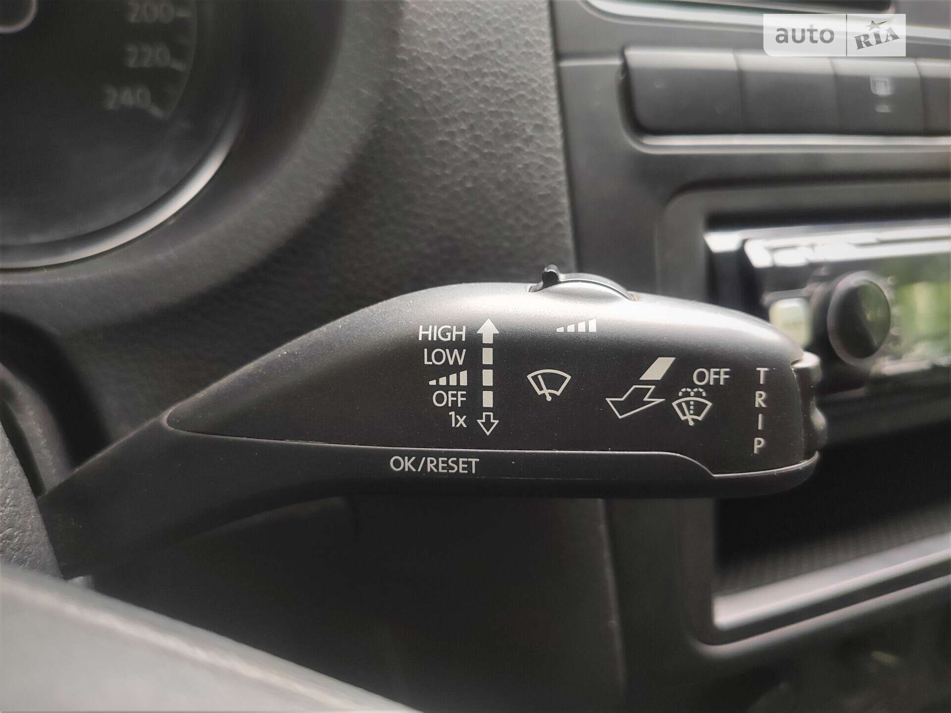 VOLKSWAGEN POLO 2016