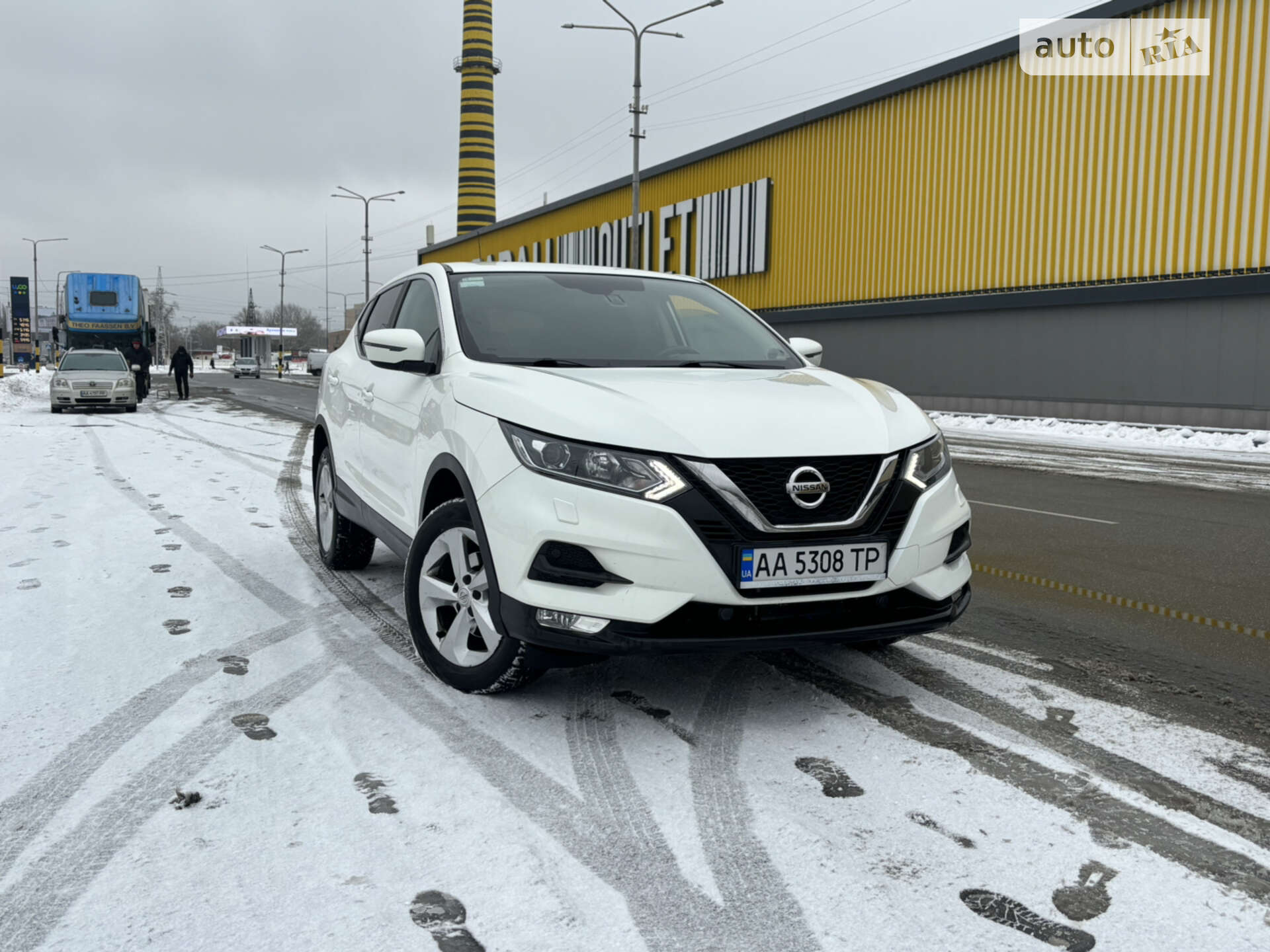 NISSAN QASHQAI 2018