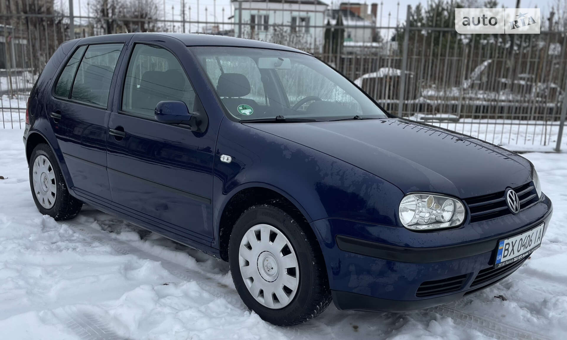 VOLKSWAGEN GOLF 2003
