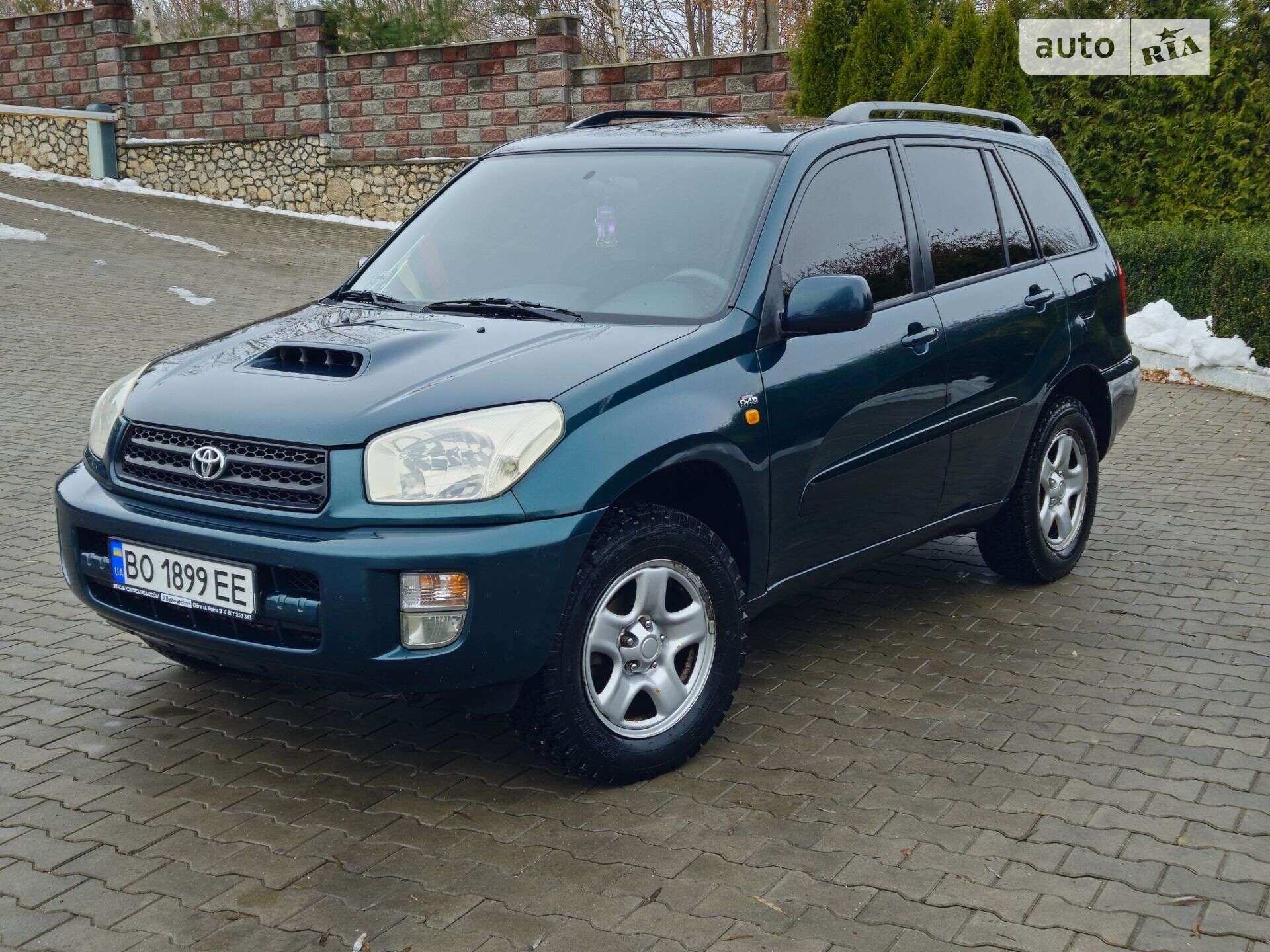 TOYOTA RAV4 2002