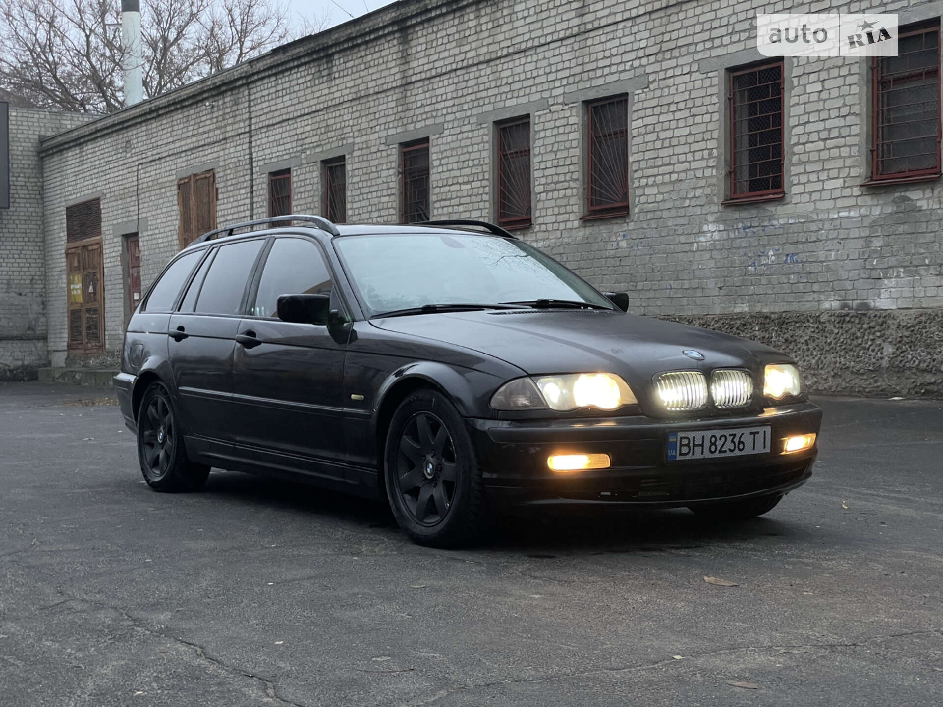 Головне фото звіту автомобіля BMW 320D 2000