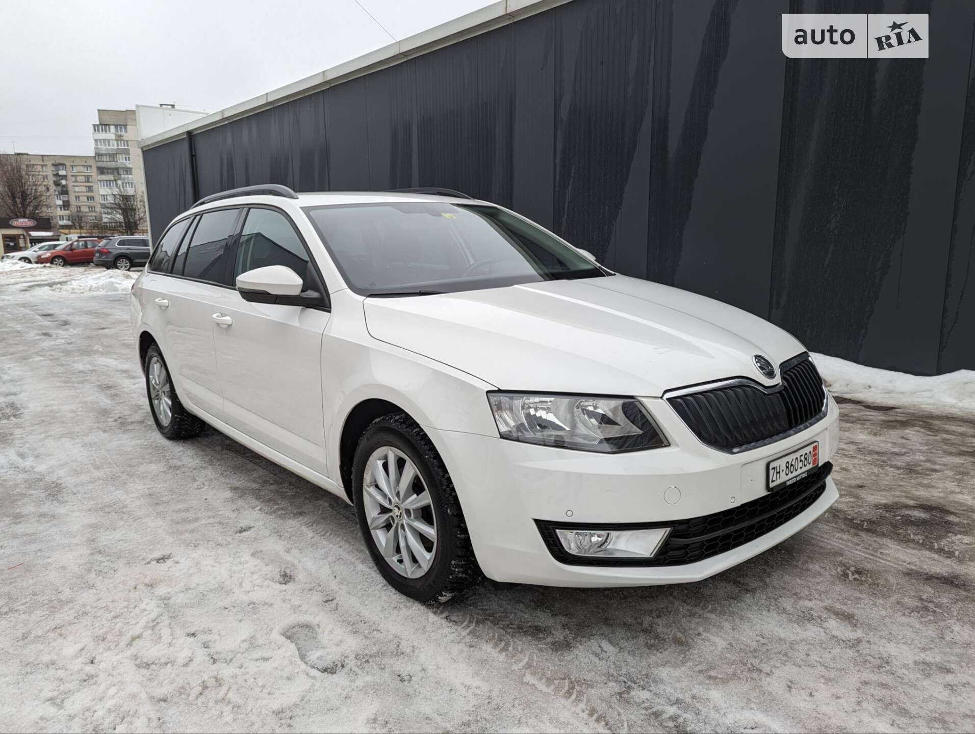 Головне фото звіту автомобіля SKODA OCTAVIA 2014