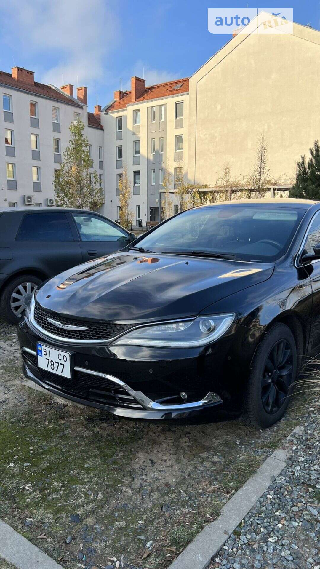 Головне фото звіту автомобіля CHRYSLER 200 2015
