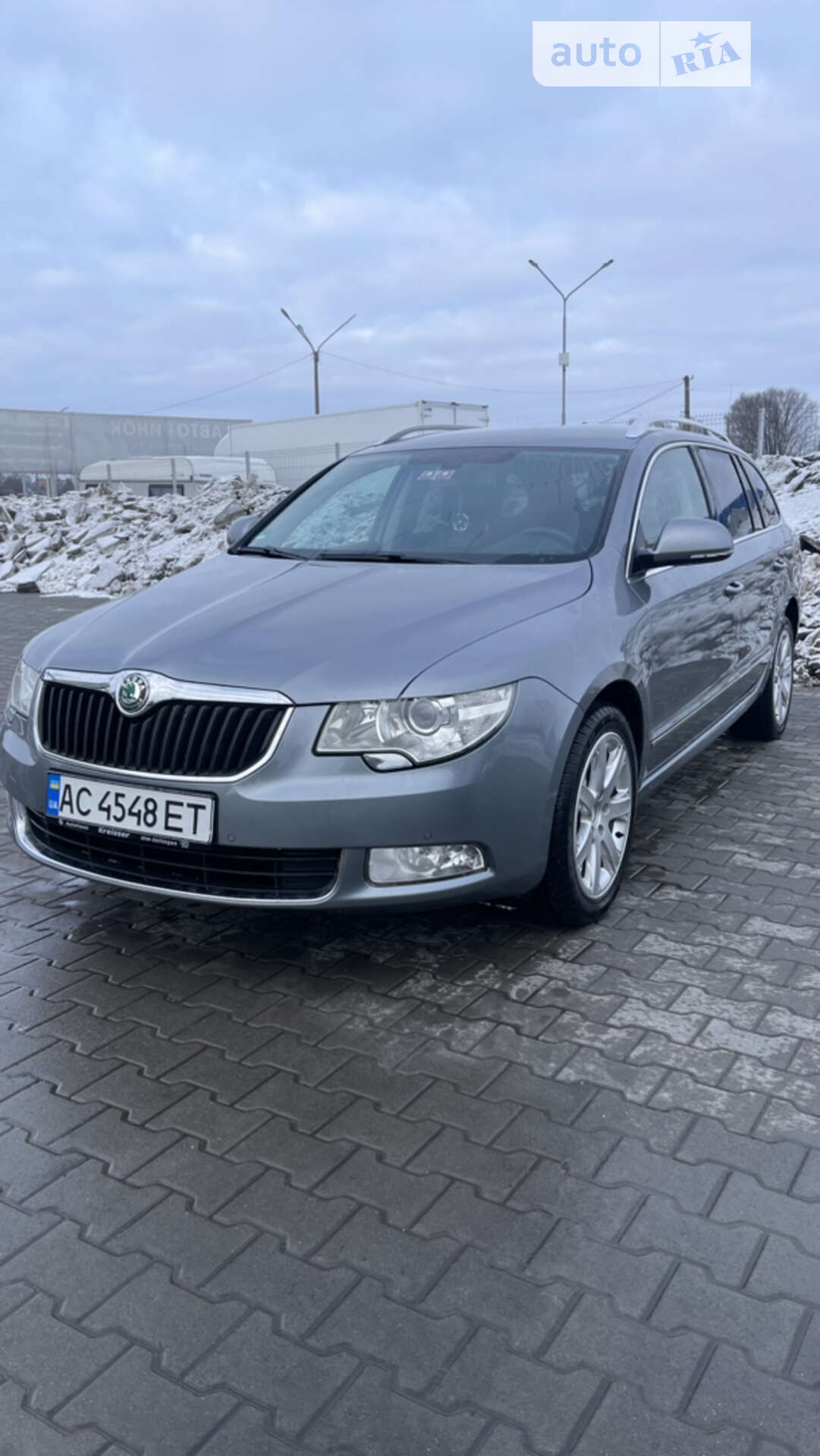 SKODA SUPERB