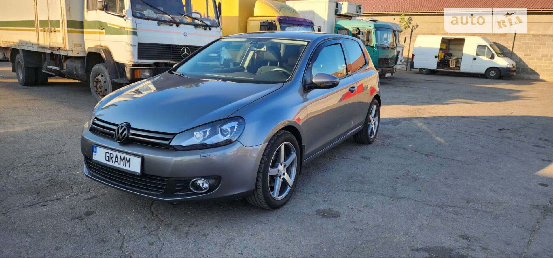 VOLKSWAGEN GOLF 2011